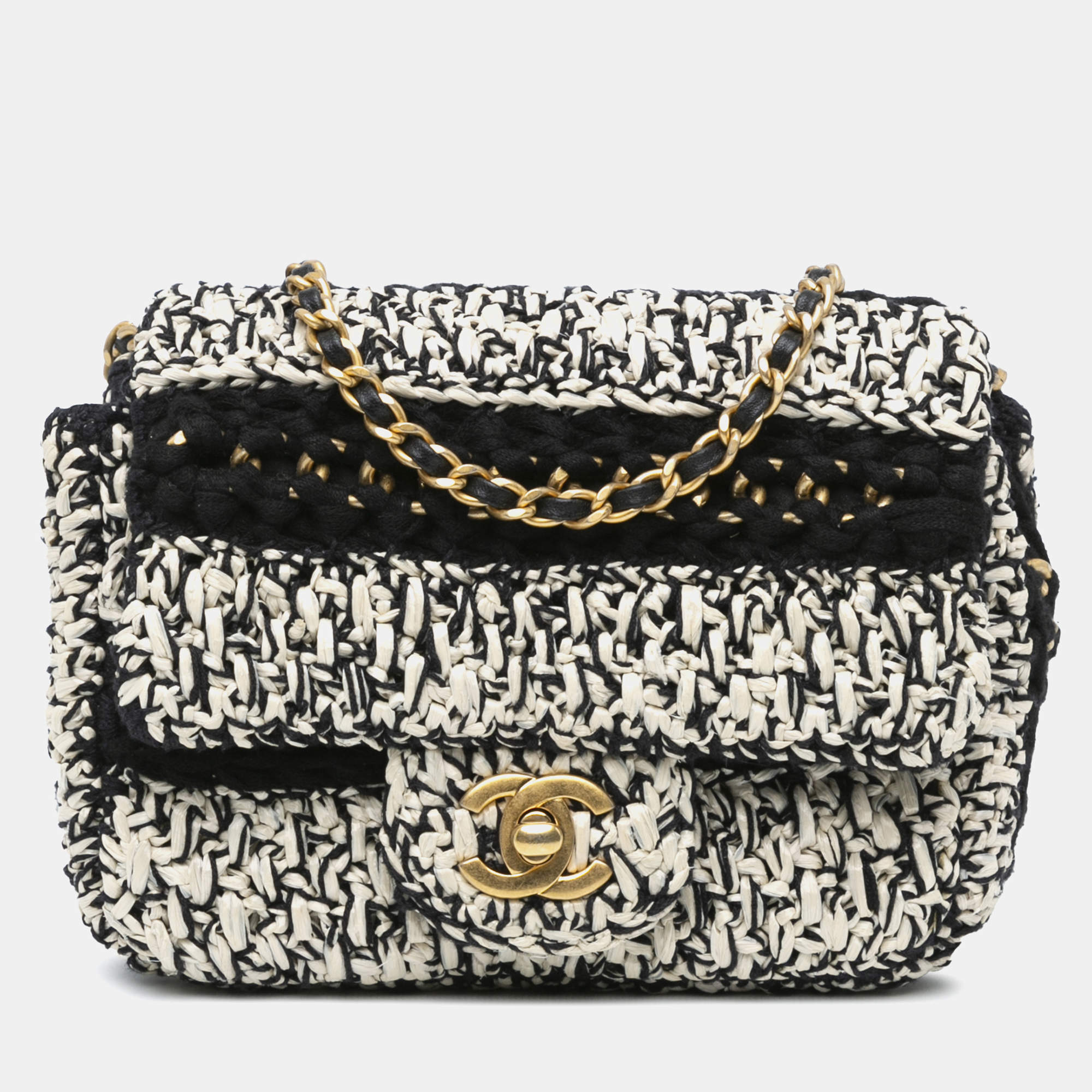 Pre Owned Chanel White Raffia Braided with Love Flap