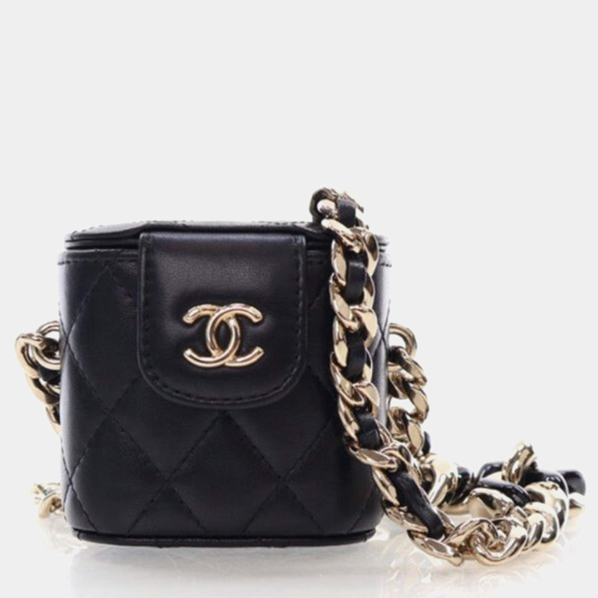 Pre Owned Chanel Vanity Case Mini Black Lambskin Chain Bag