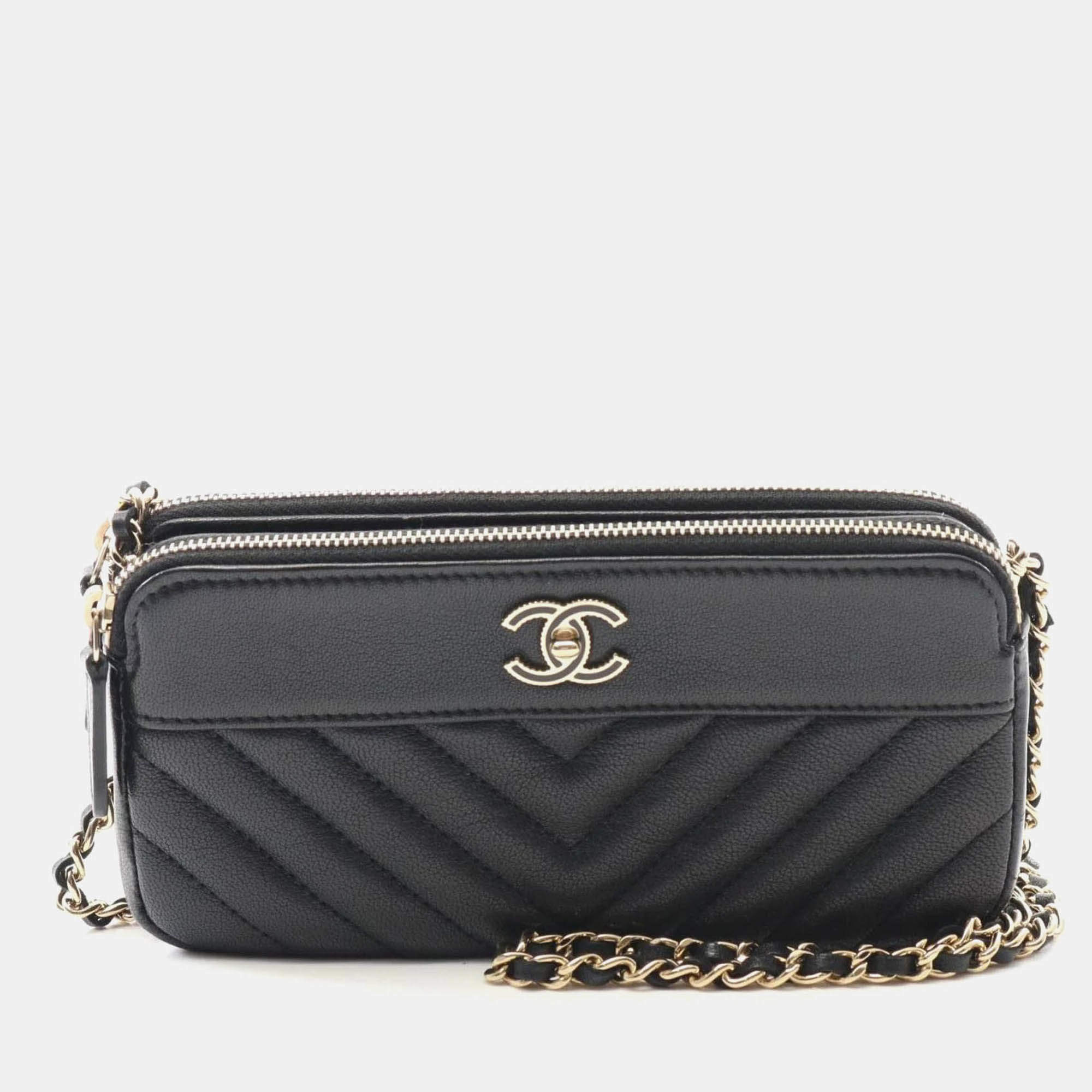 Pre Owned Chanel Mademoiselle Black Leather Shoulder Bag
