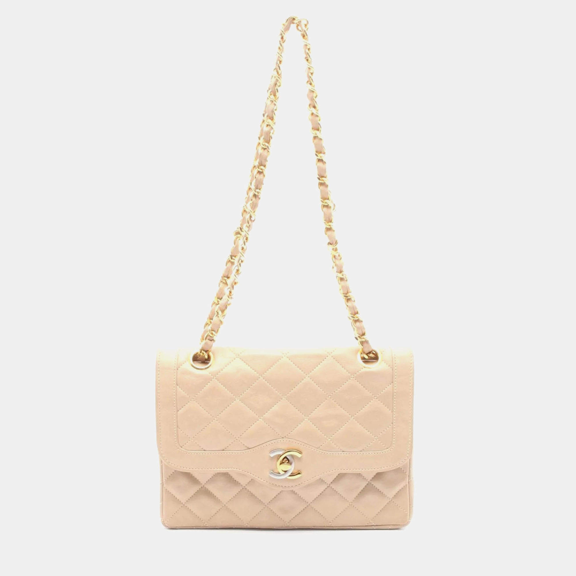 Pre Owned Chanel Matelasse Paris Limited Beige Leather Shoulder Bag