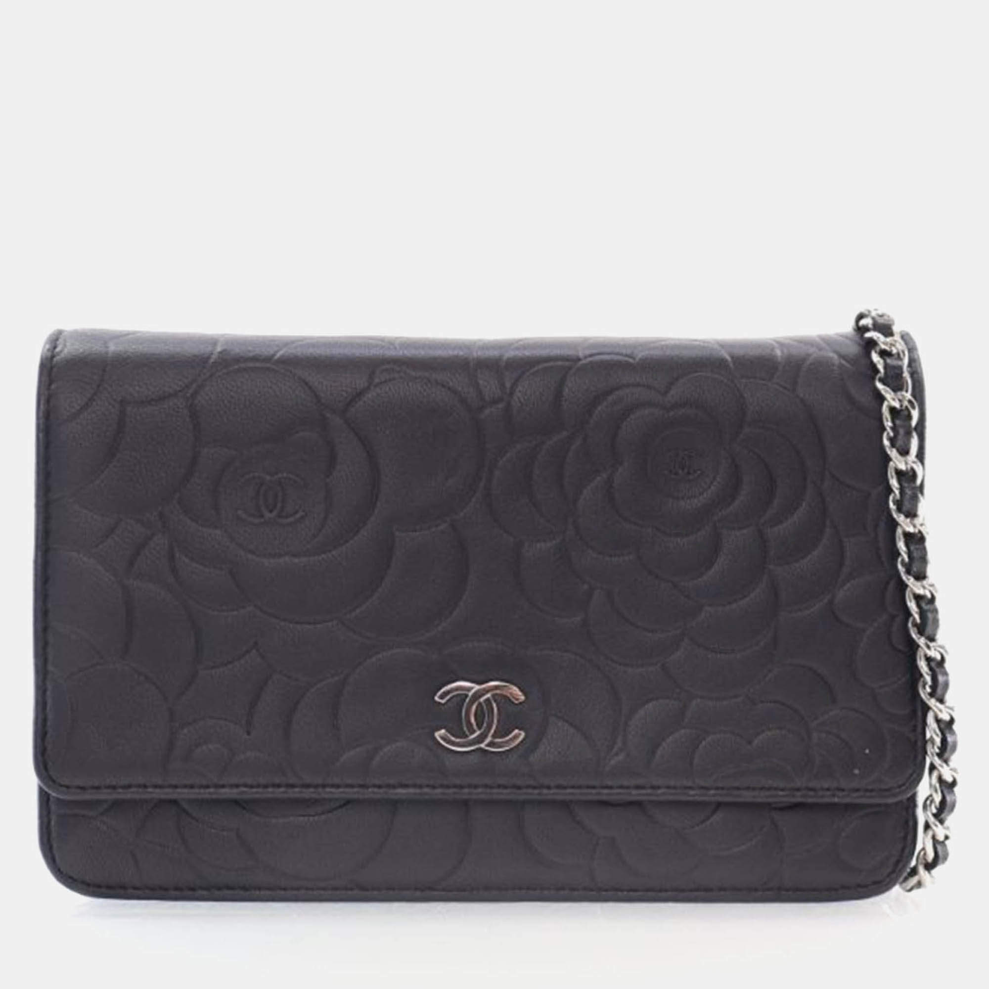 Pre Owned Chanel Camellia Black Lambskin Wallet On Chain