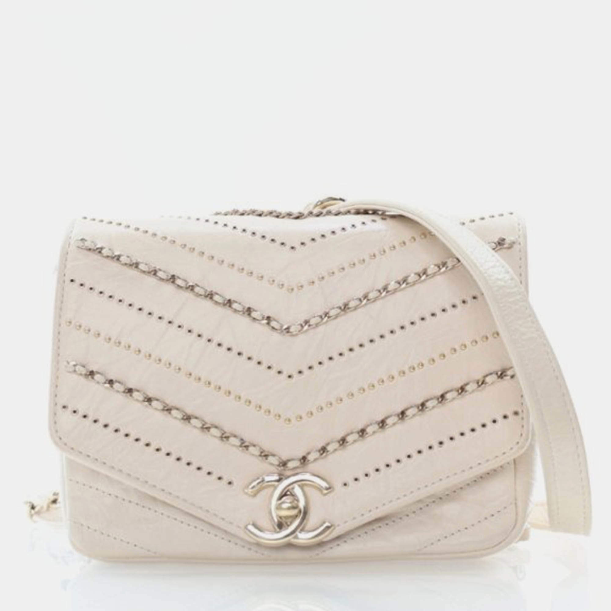 Pre Owned Chanel Chevron Flap Mini Cream Crinkled Calfskin Square Chain Shoulder Bag