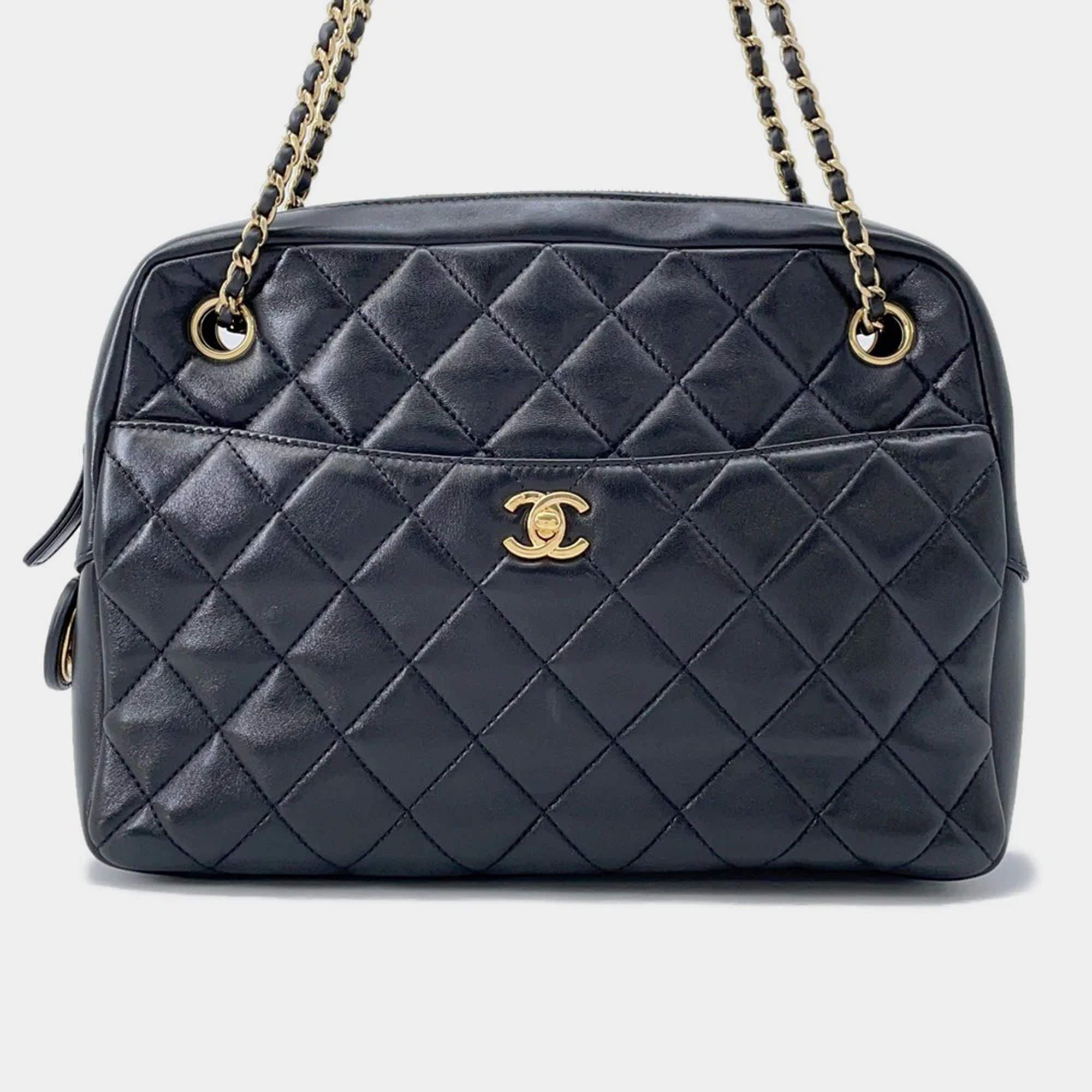 Pre Owned Chanel Matelasse Camera Case Black Lambskin Chain Shoulder Bag