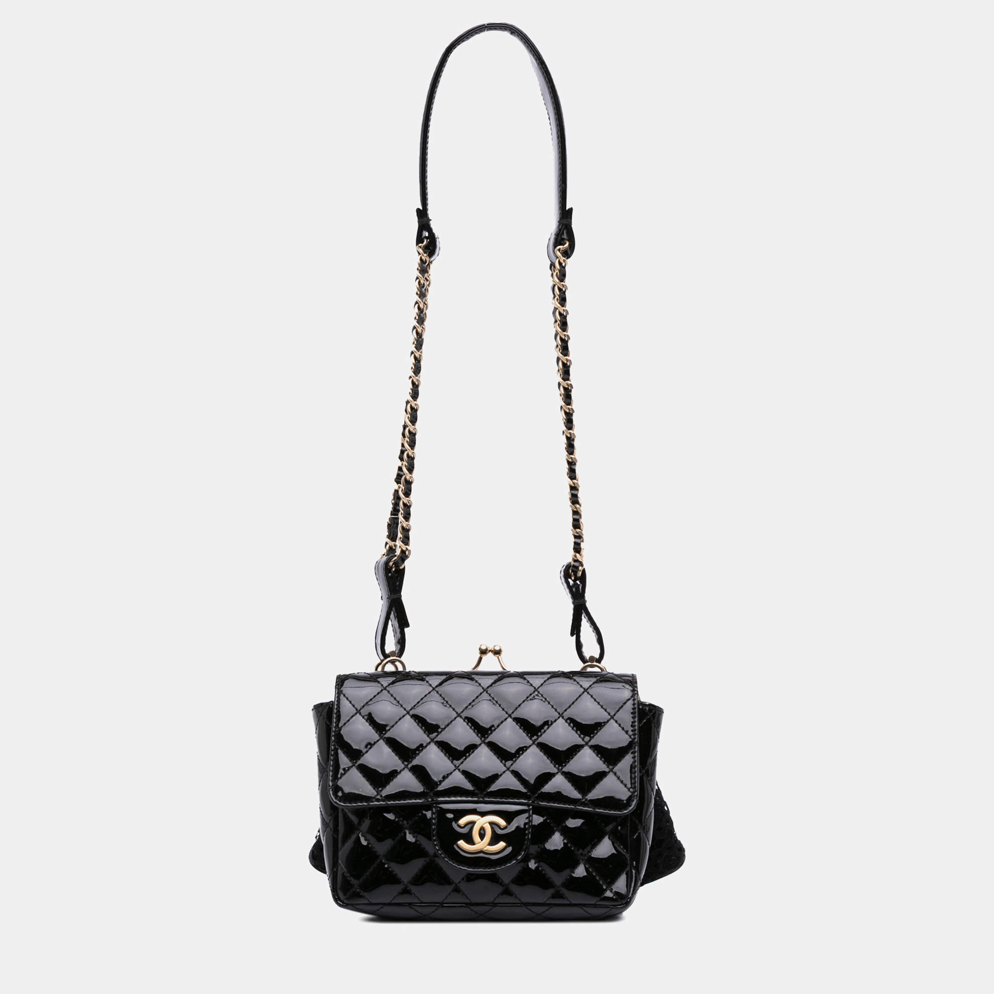 Pre Owned Chanel Black Mini Patent Lace Kiss Lock Flap Double Bag