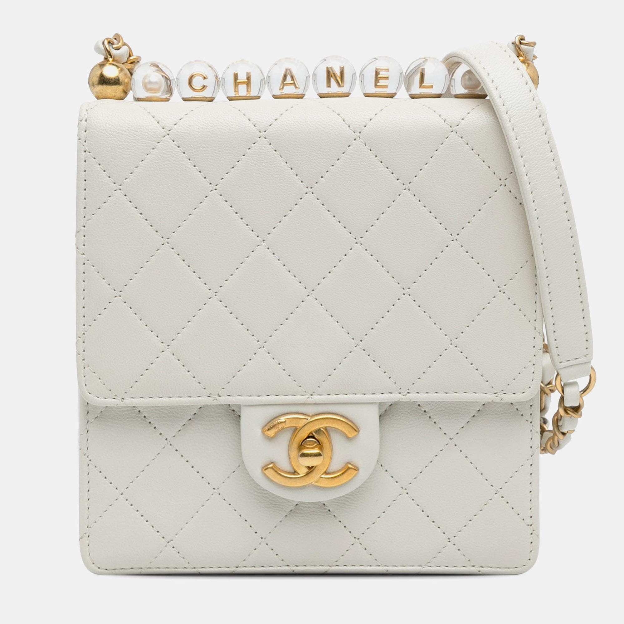Pre Owned Chanel Chic Pearls Flap Small Lambskin Shoulder Bag