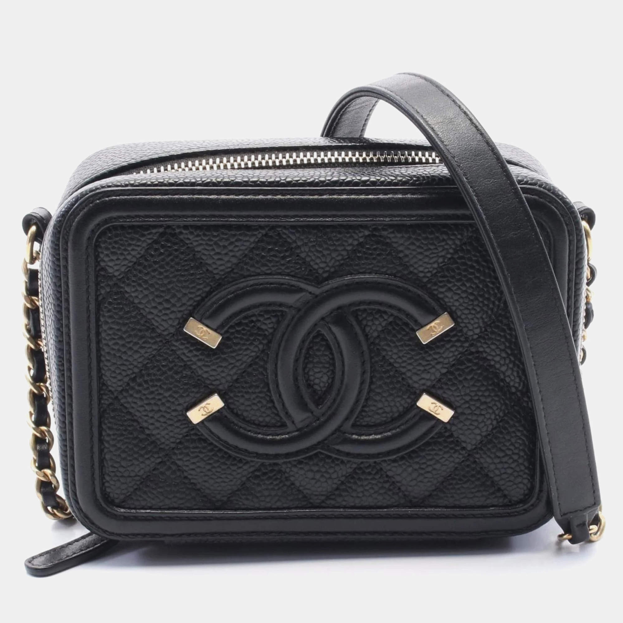 Pre Owned Chanel CC Filigree Mini Vanity Black Leather Shoulder Bag
