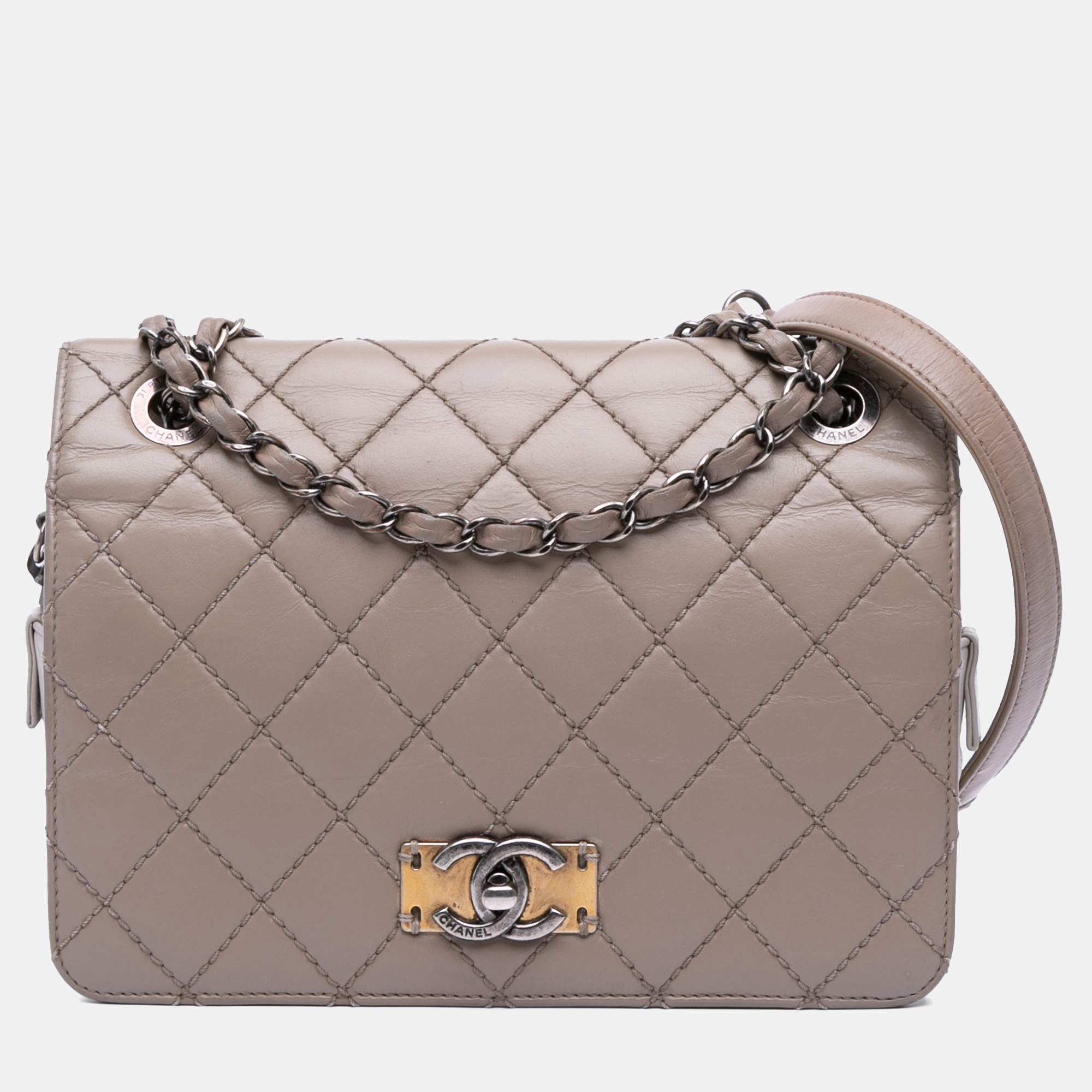 Pre Owned Chanel Brown Quilted Calfskin Day Trip Flap