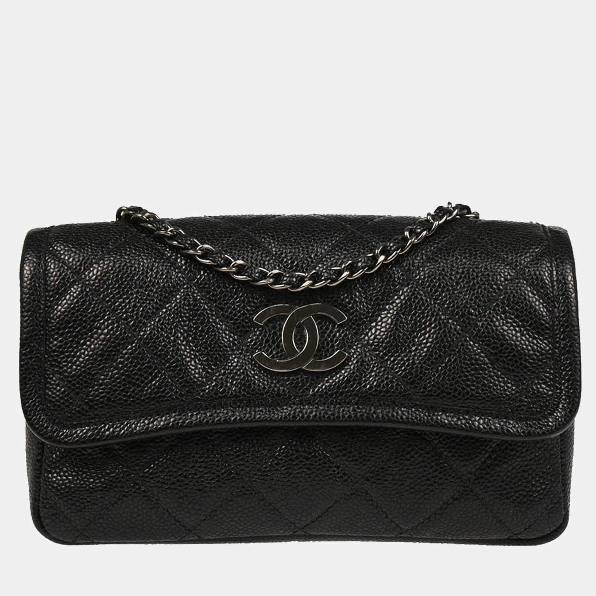 Pre Owned Chanel Shoulder Bag Black Calfskin Shoulder Bag