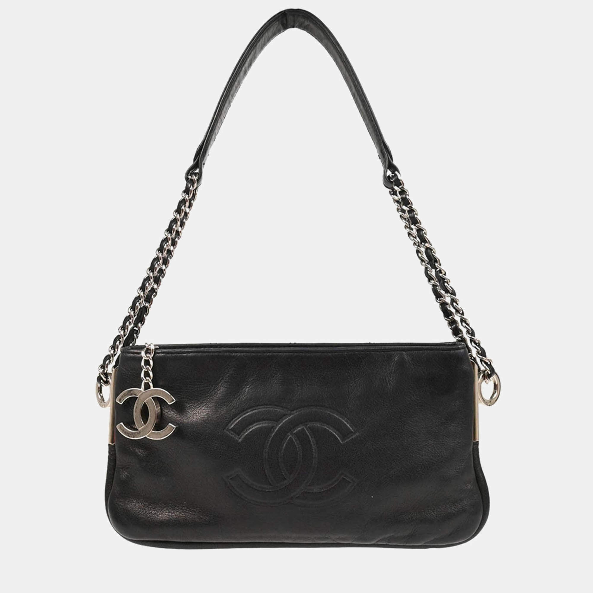 Pre Owned Chanel CC Black Calfskin Handbag