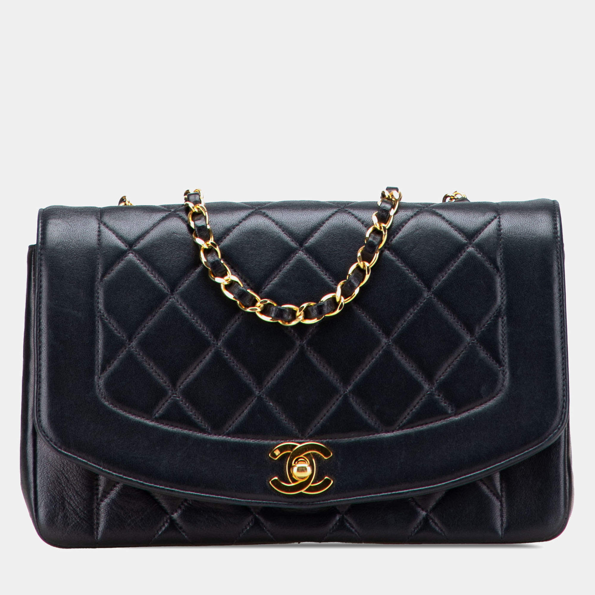 Pre Owned Chanel Black Medium Lambskin Diana Flap Blag