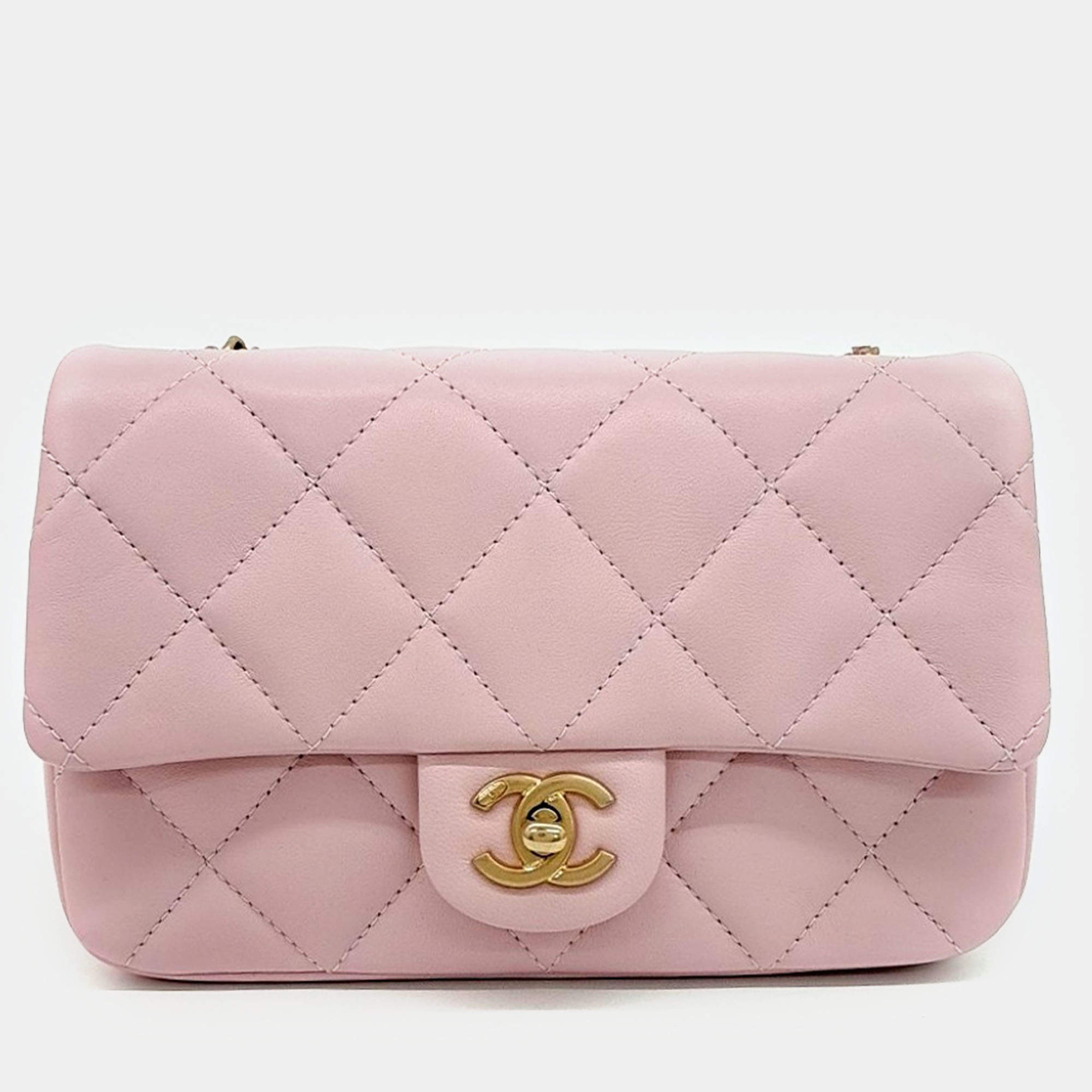 Pre Owned Chanel Pink Leather Lambskin Heart Chain New Mini bag