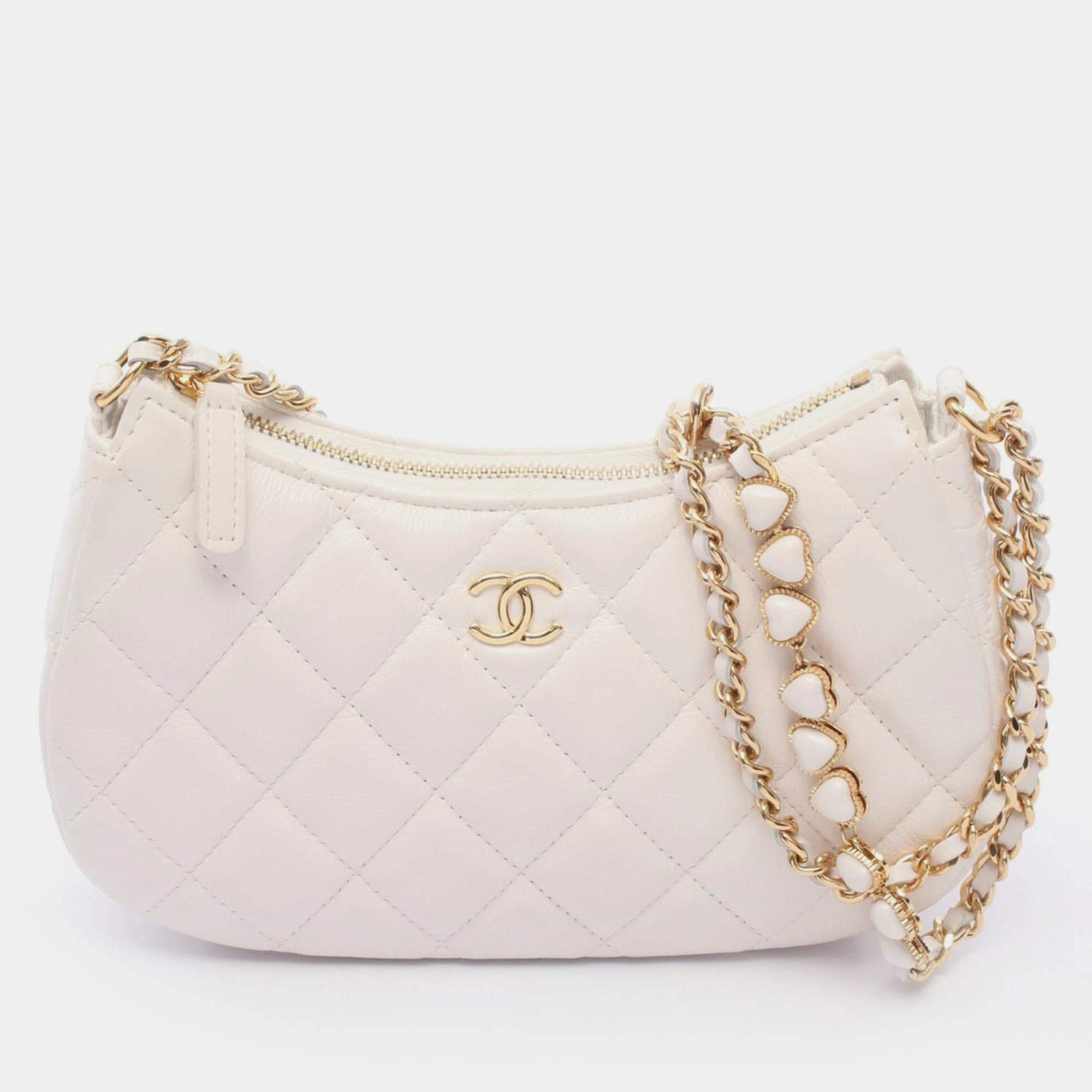 مملوكة مسبقًا حقيبة كلتش شانيل سلسلة كتف ماتلاسيه جلد حملان أبيض غولد هاردوير