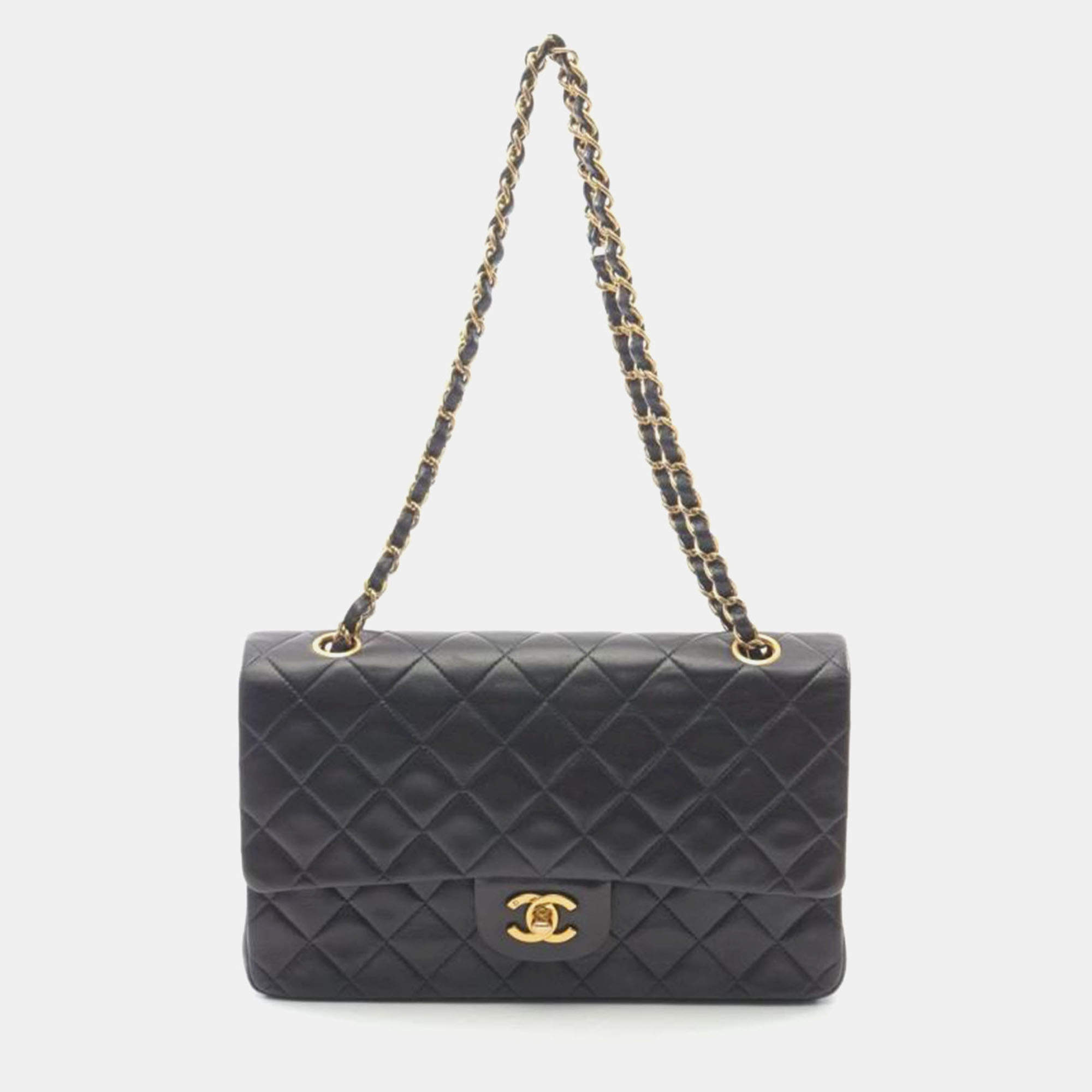 Pre Owned Chanel Matelasse W Flap