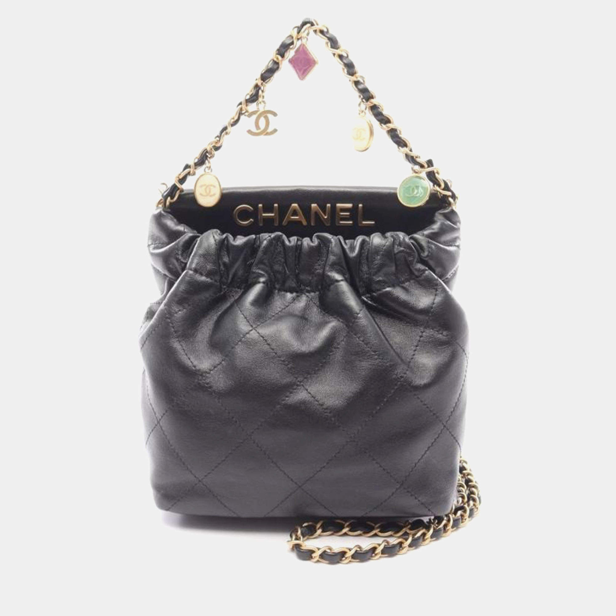 مملوكة مسبقًا Chanel Shoulder Bag Black
