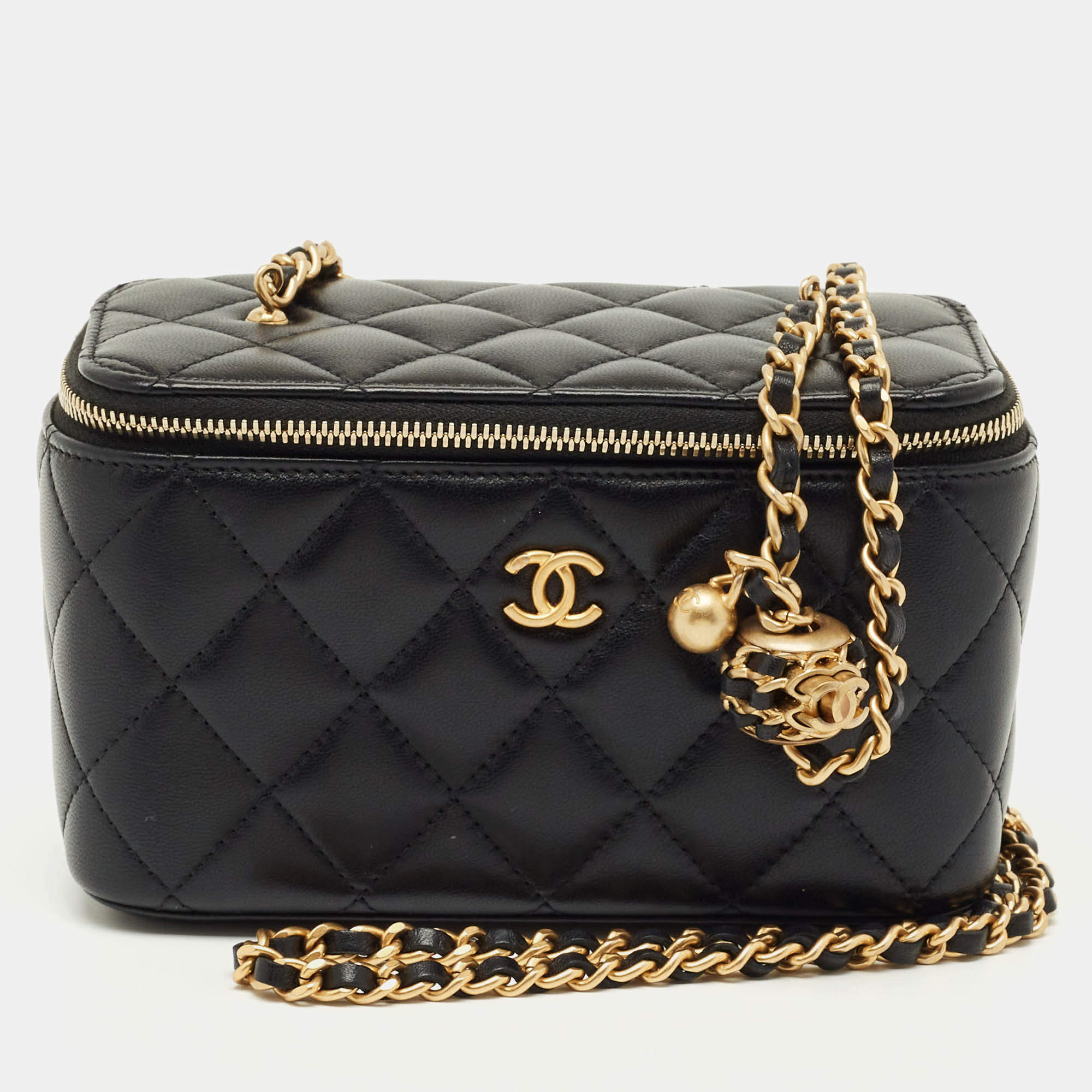 Pre Owned Chanel Black Quilted Leather Tiny Vanity Case Bag