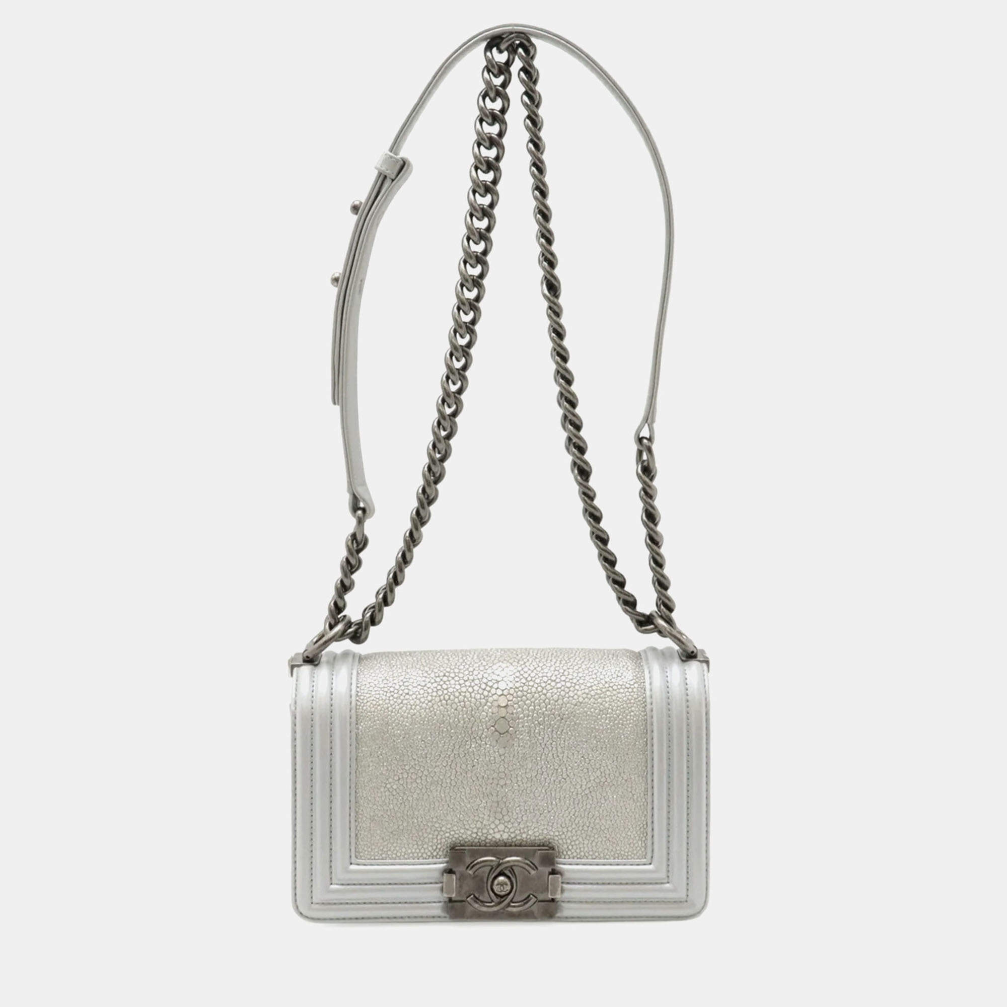 Pre Owned Chanel Boy Metallic Silver Leather Shoulder Bag