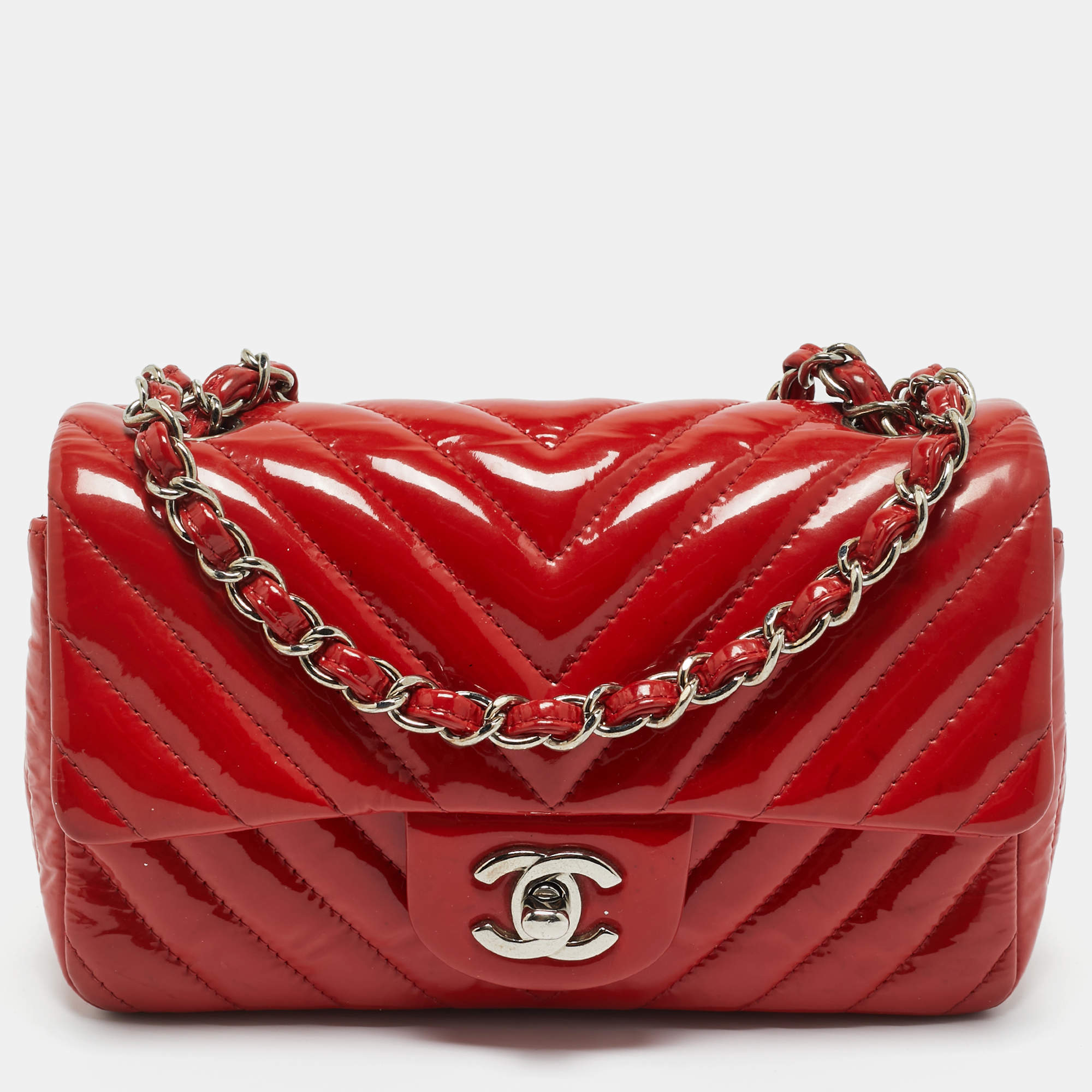 Pre Owned Chanel Red Chevron Patent Leather New Mini Classic Flap Bag