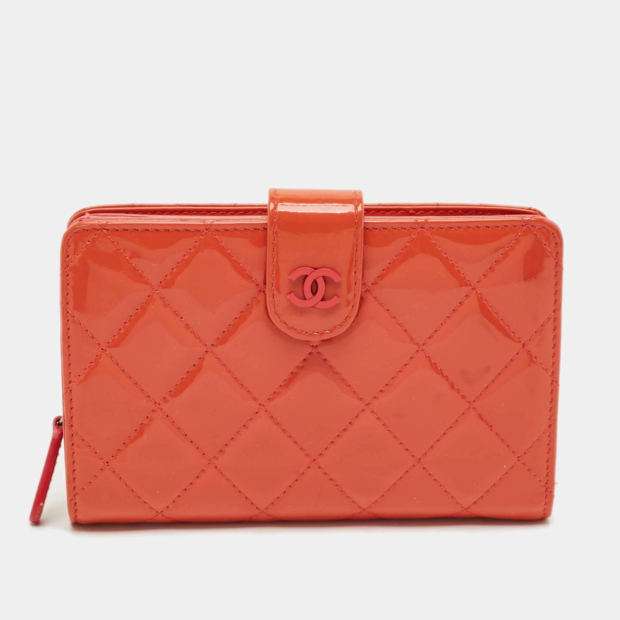 Pre Owned Chanel Orange Quilted Patent Leather CC French Wallet