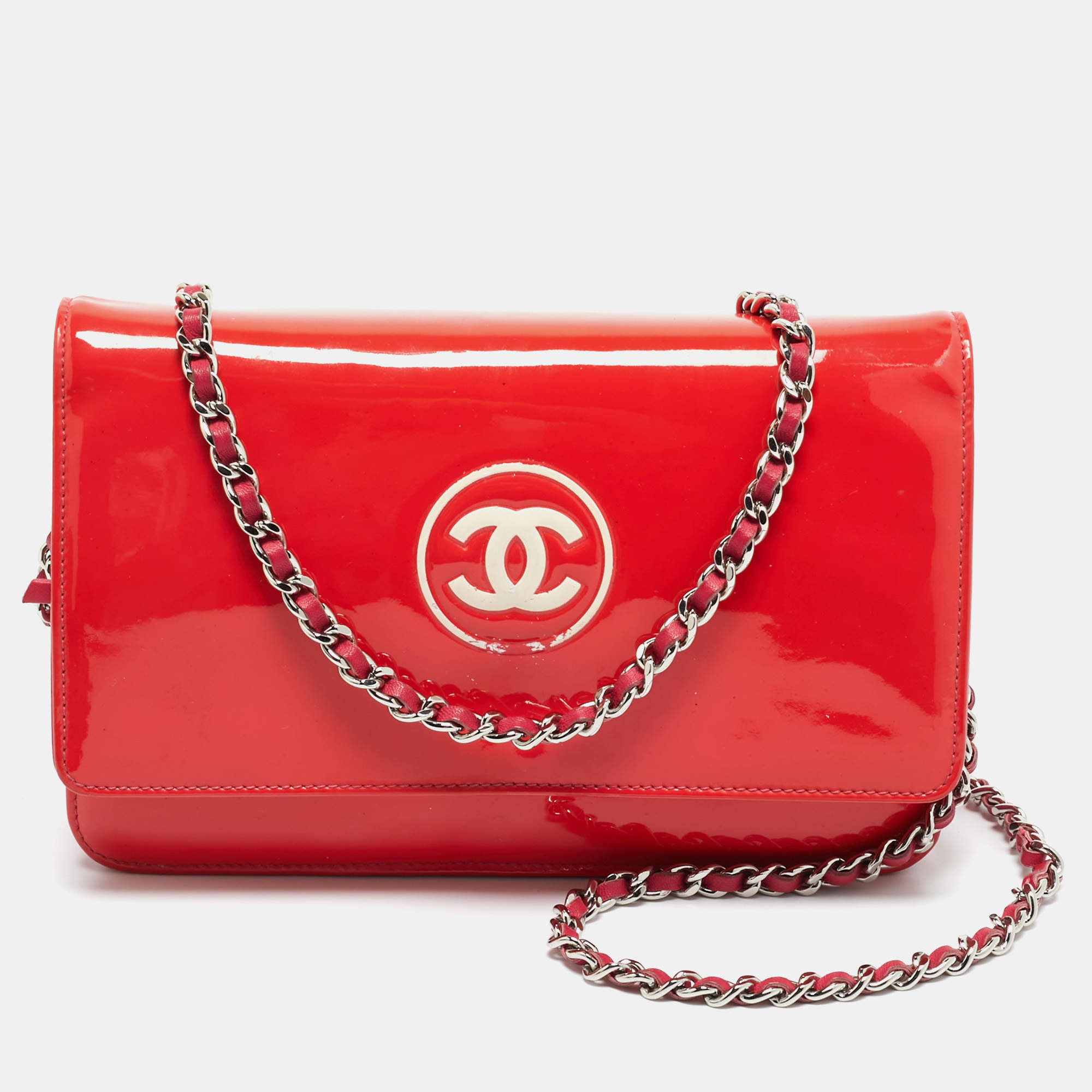 Pre Owned Chanel Red/Pink Patent and Leather CC Wallet On Chain