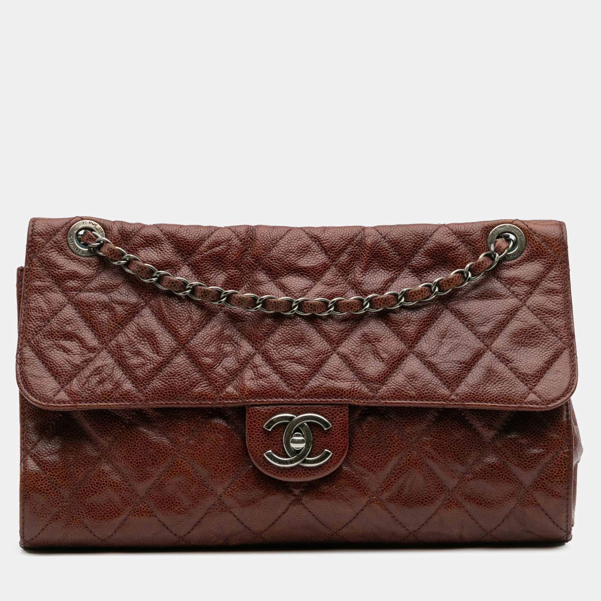 Pre Owned Chanel Red Jumbo Quilted Glazed Caviar CC Crave Flap