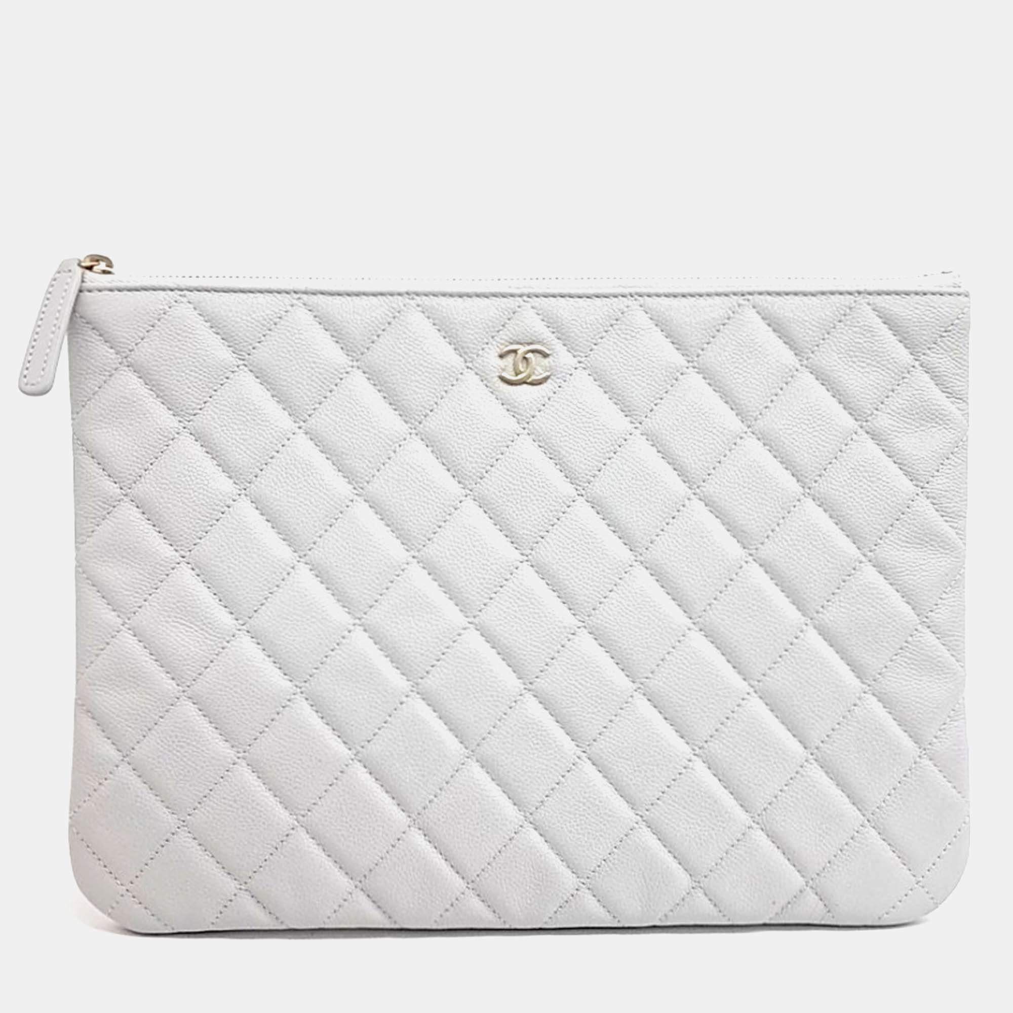 Pre Owned Chanel New Medium Grey Caviar Leather Clutch