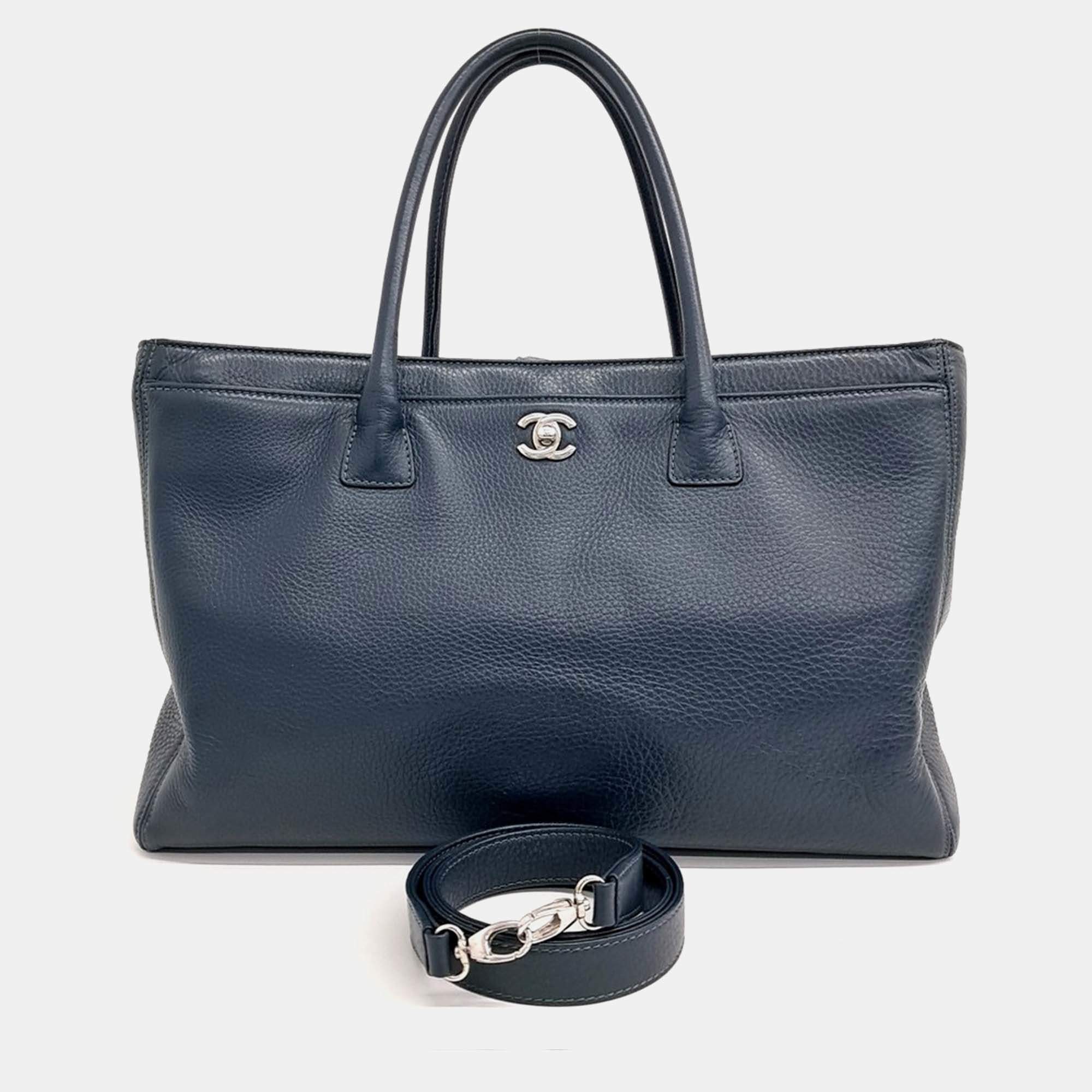 Pre Owned Chanel Grand Large Navy Blue Leather Surf Bag