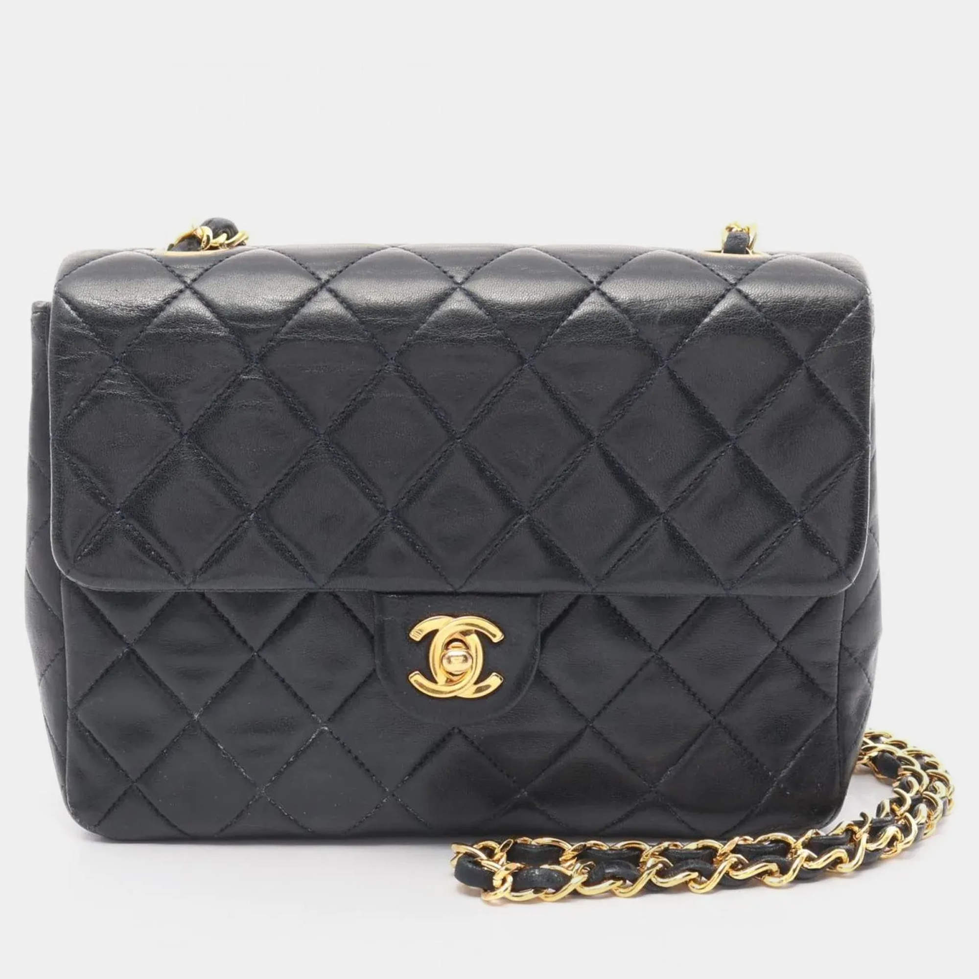 Pre Owned Chanel Mini Matelasse 20 Shoulder Bag Lambskin Navy Blue