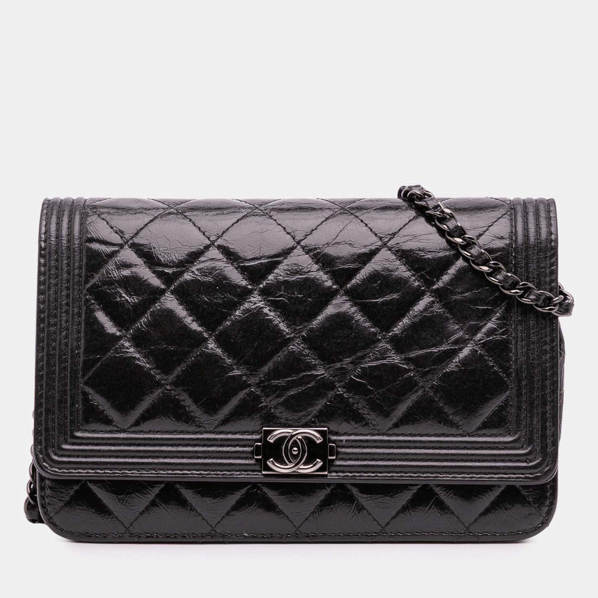 Pre Owned Chanel Black Quilted Shiny Aged Calfskin Boy Wallet On Chain