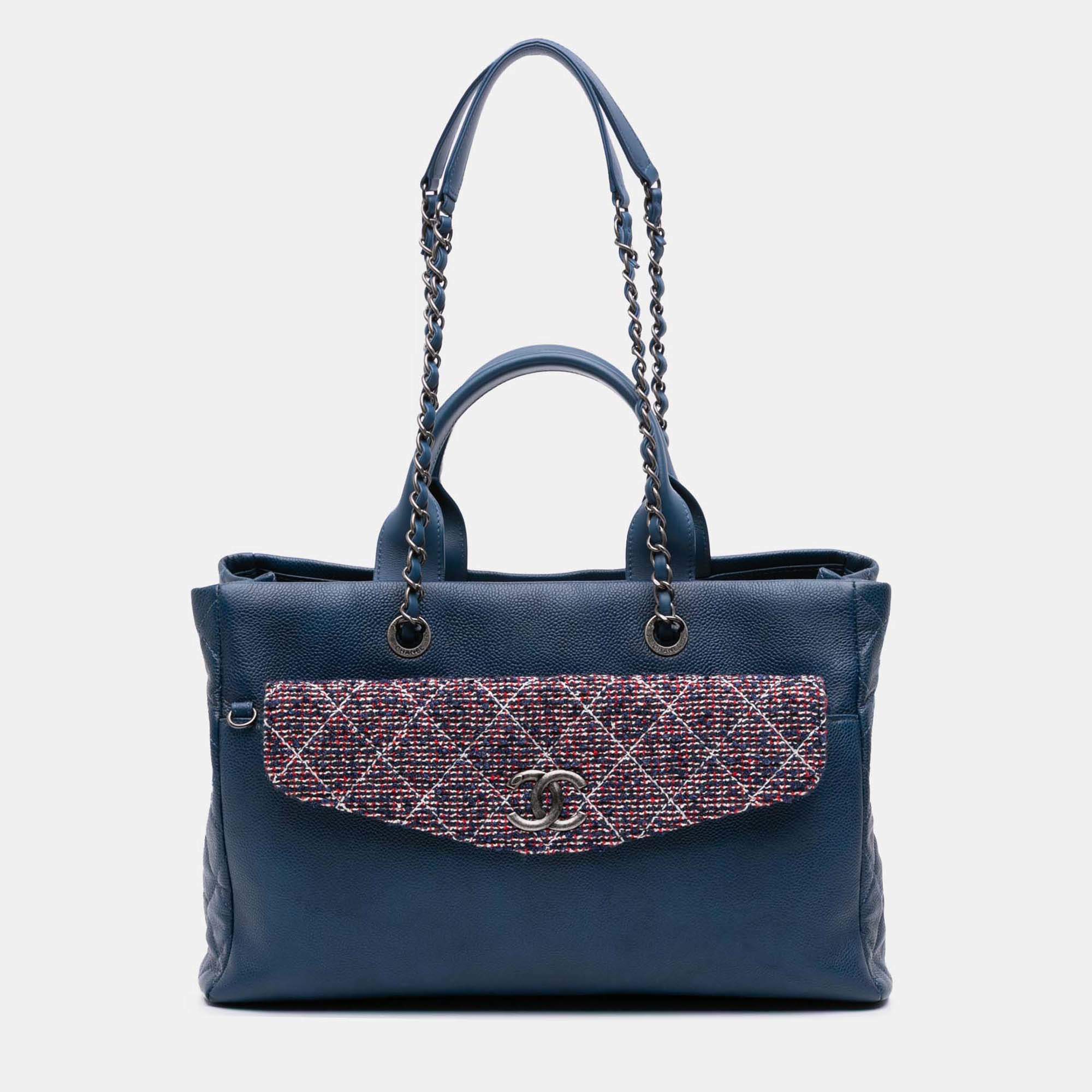 Pre Owned Chanel Burgundy Large Caviar and Tweed Coco Break Shopping Tote