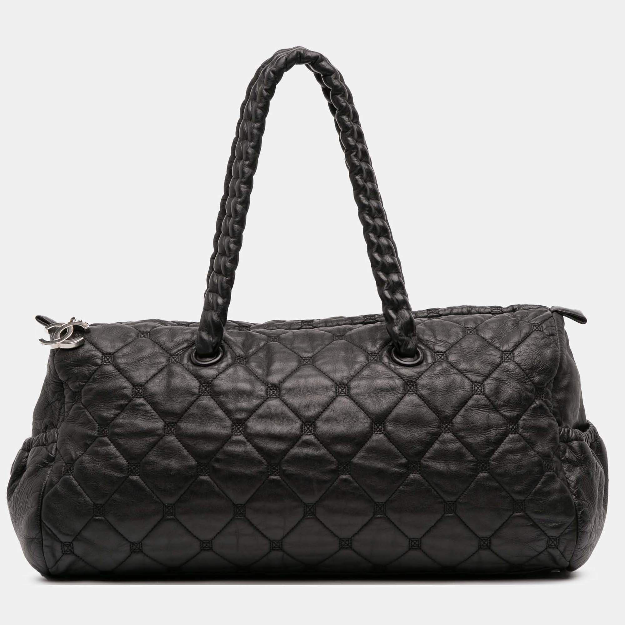 Pre Owned Chanel Black Quilted Lambskin Hidden Chain Bowler Bag