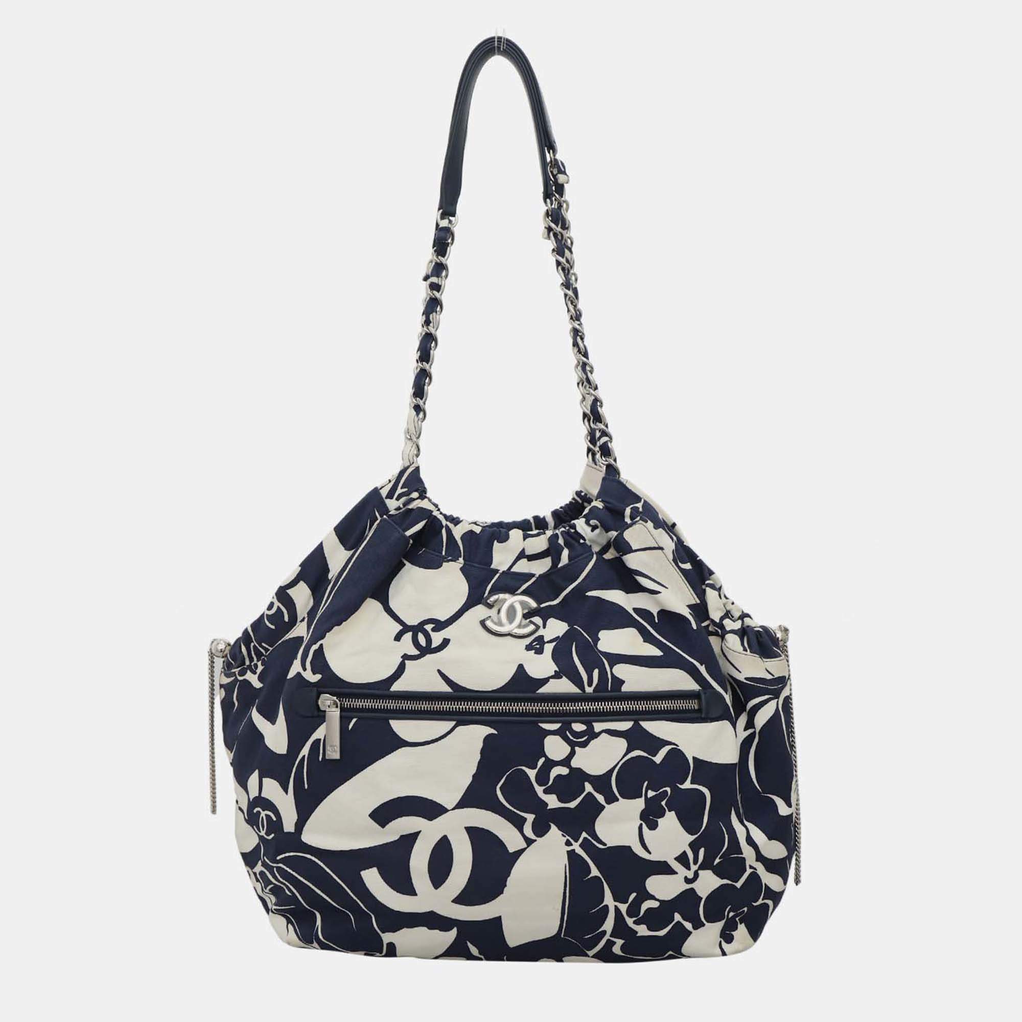 Pre Owned Chanel 2021 Coco Beach Blue/White Canvas Tote Bag