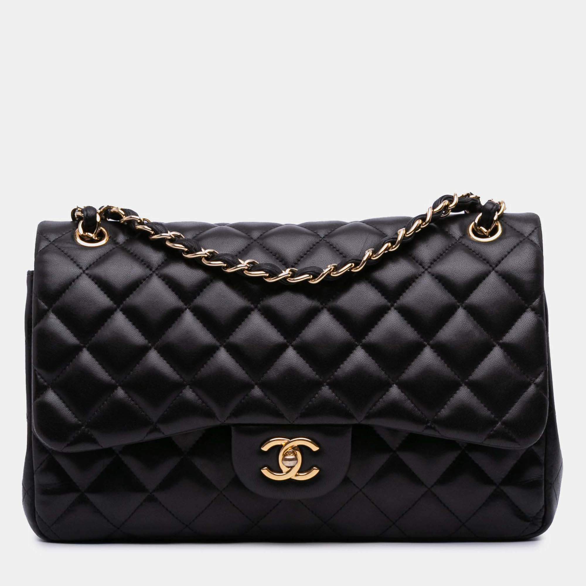 Pre Owned Chanel Classic Double Flap Jumbo Black Lambskin Shoulder Bag