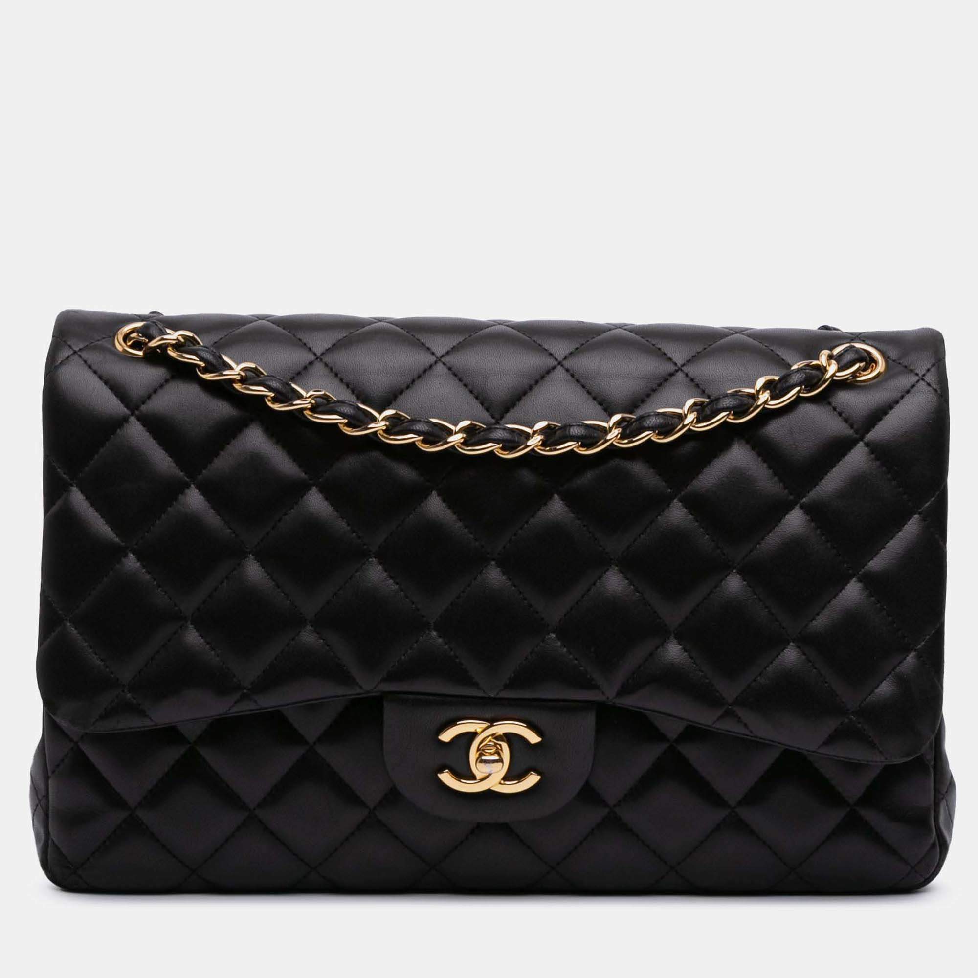 Pre Owned Chanel Classic Double Flap Jumbo Black Lambskin Shoulder Bag