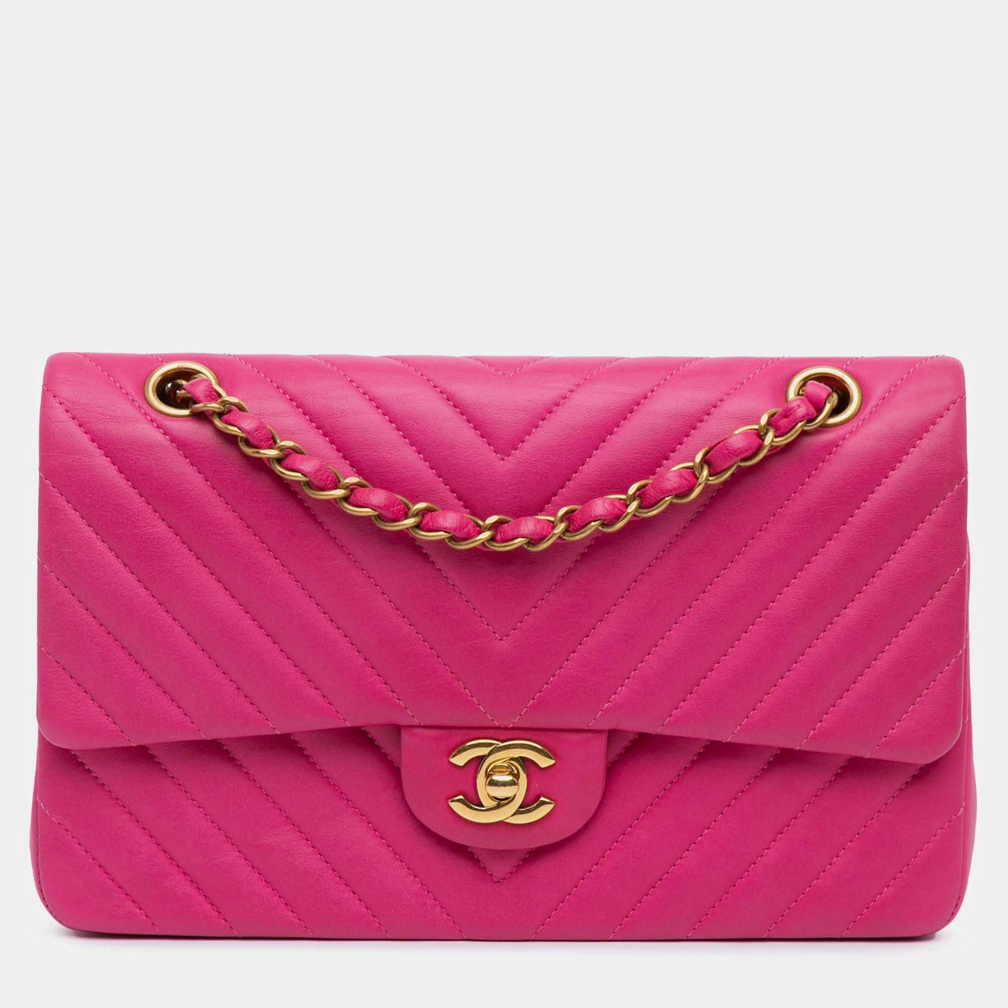 Pre Owned Chanel Classic Double Flap Medium Pink Chevron Lambskin Shoulder Bag