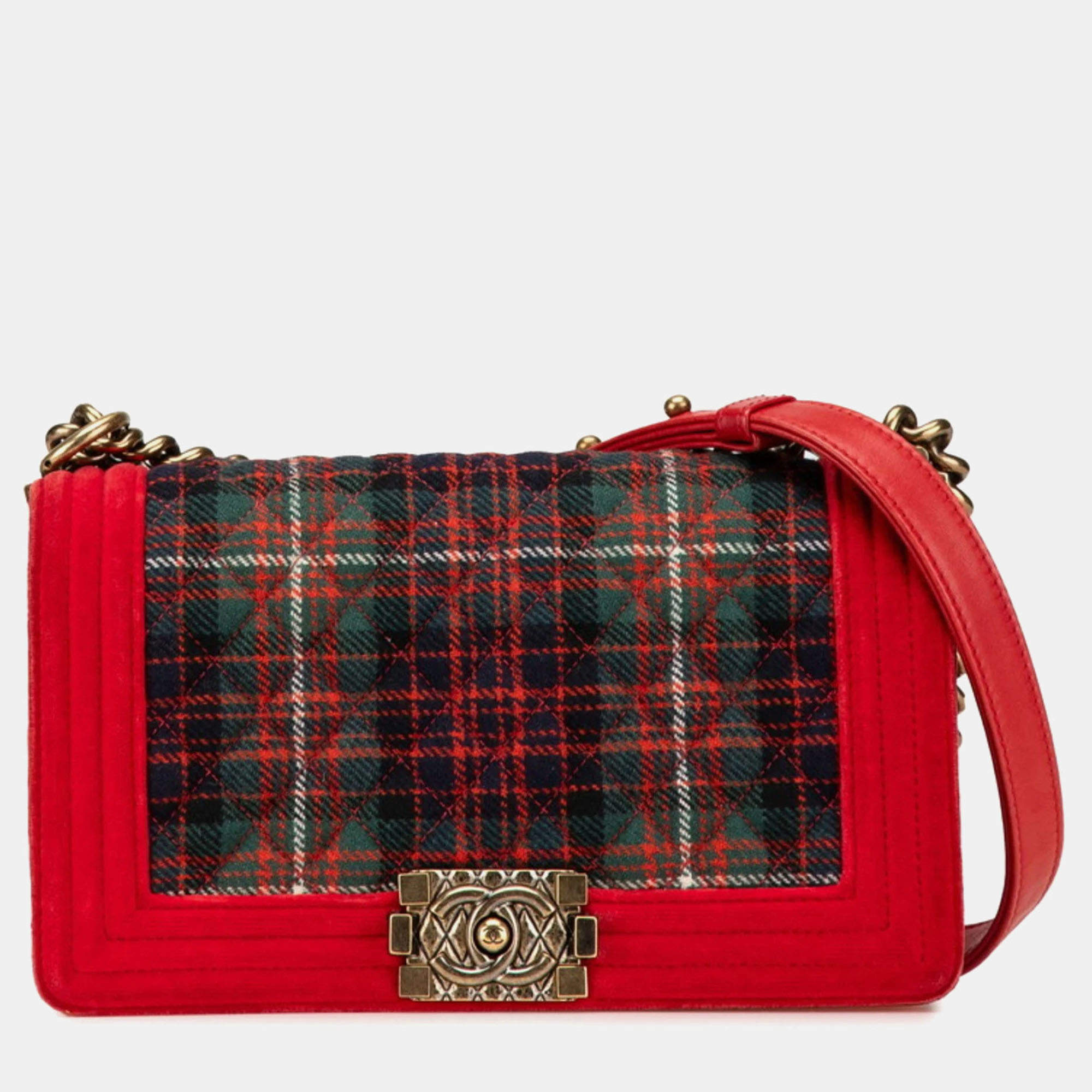 Pre Owned Chanel Boy Medium Red/Green Velour Leather Shoulder Bag