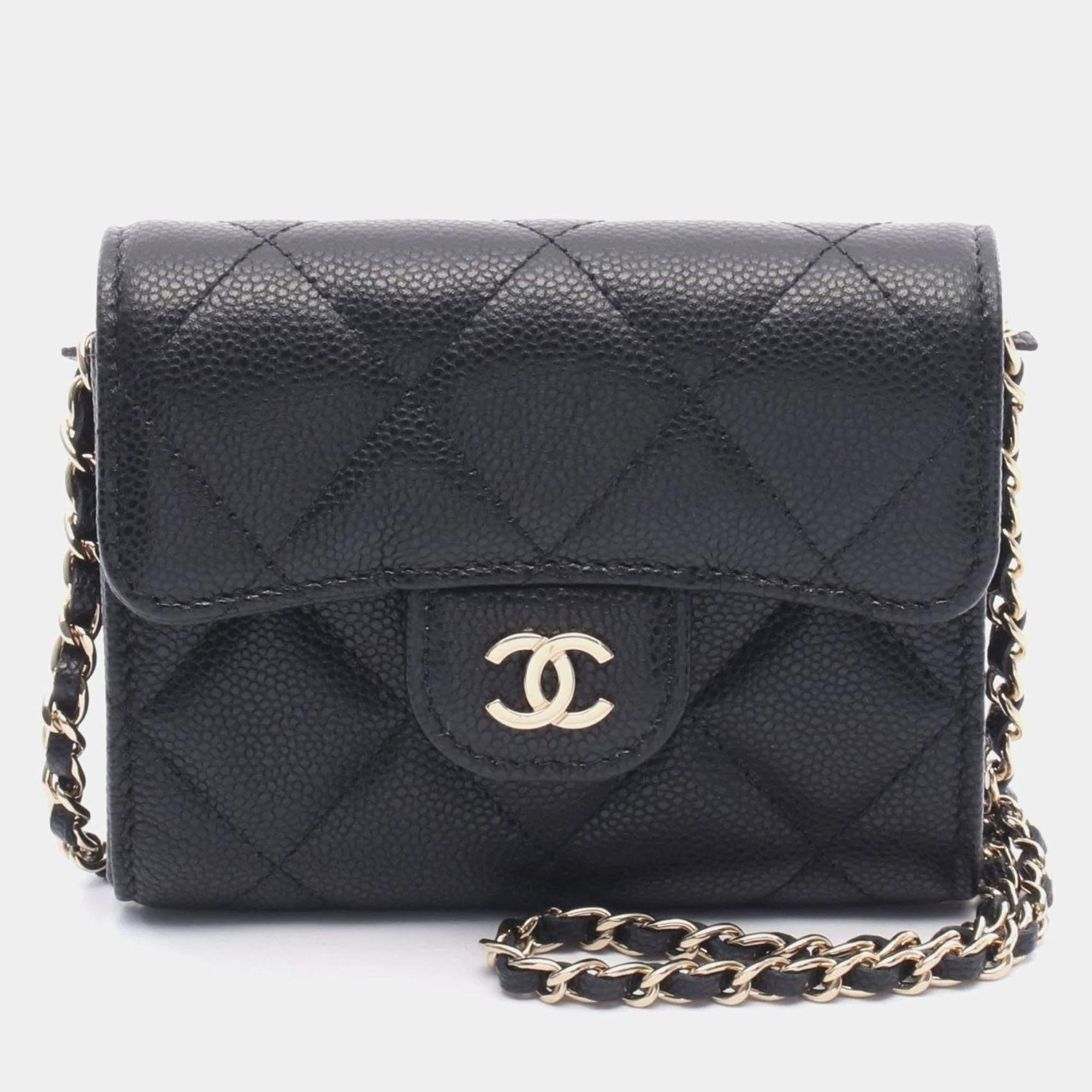 Pre Owned Chanel Matelasse Black Calfskin Shoulder Bag