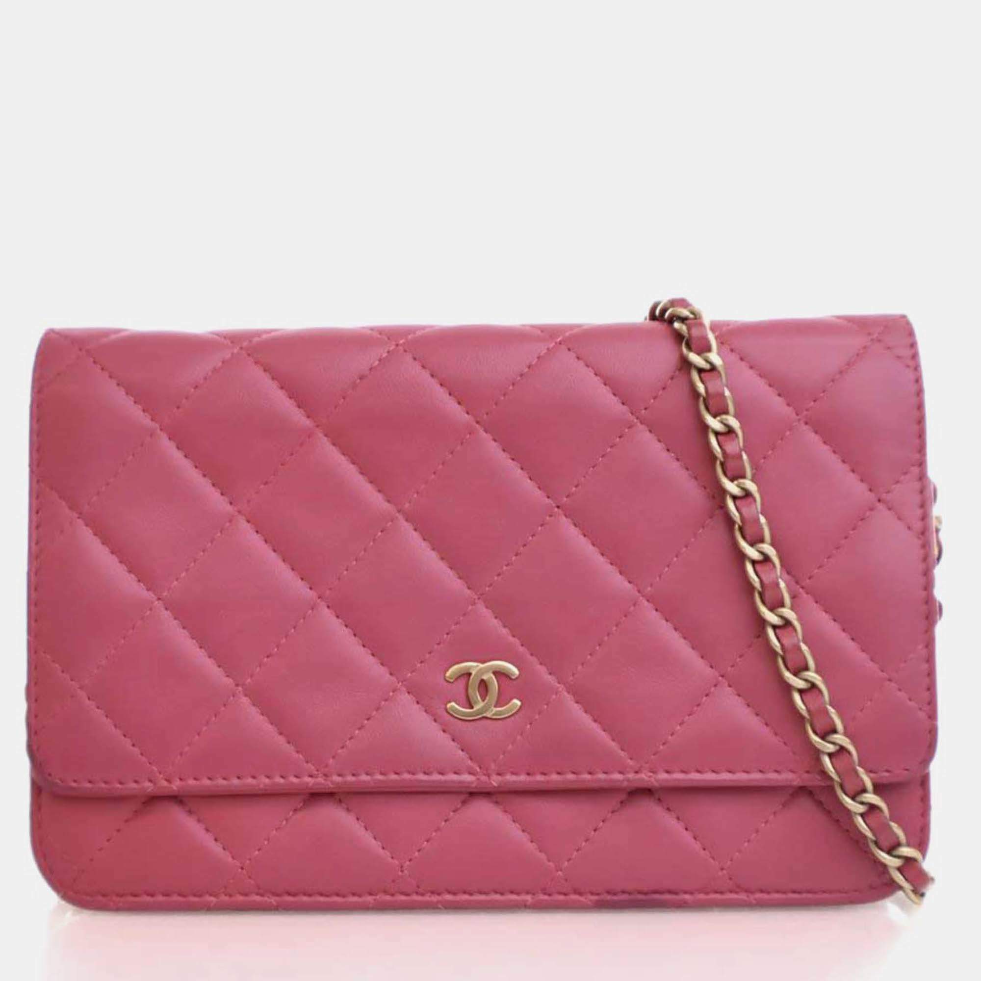 Pre Owned Chanel Classic Pink Lambskin Wallet On Chain 