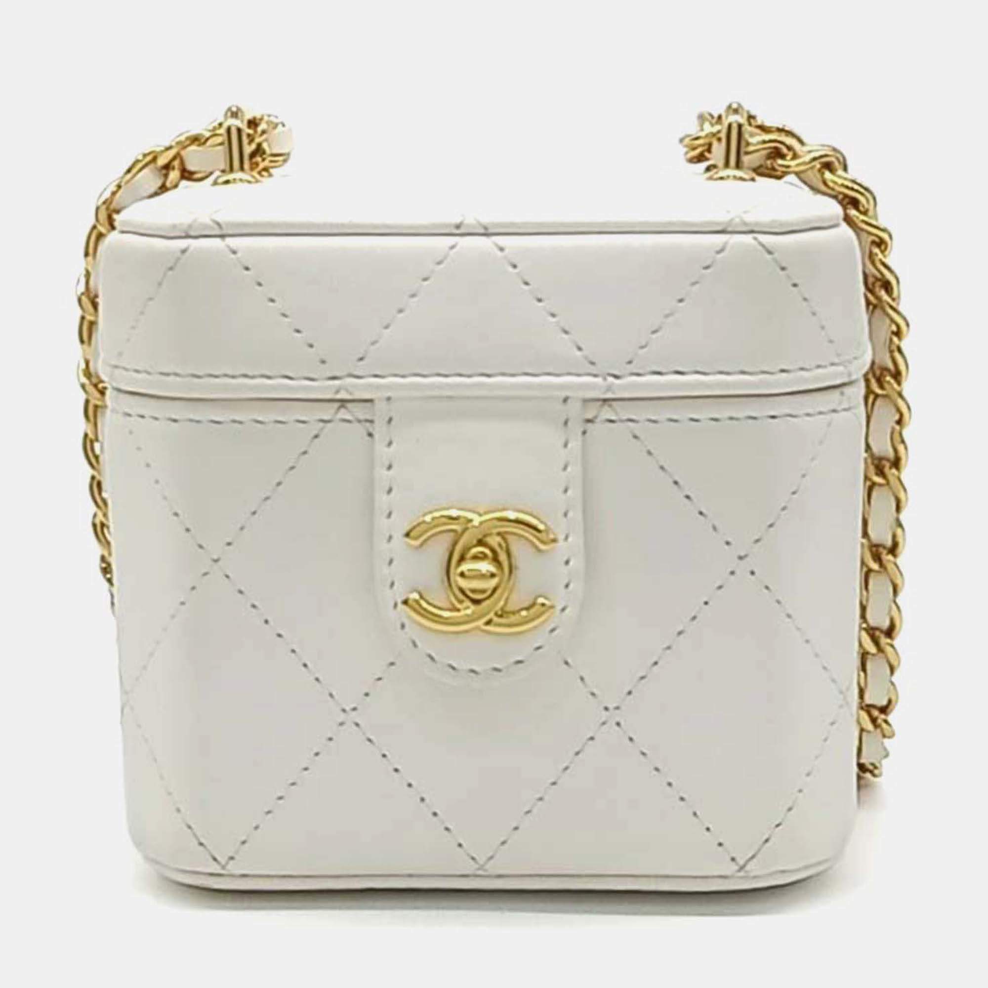 Pre Owned Chanel White Leather Vanity Mini Crossbody Bag