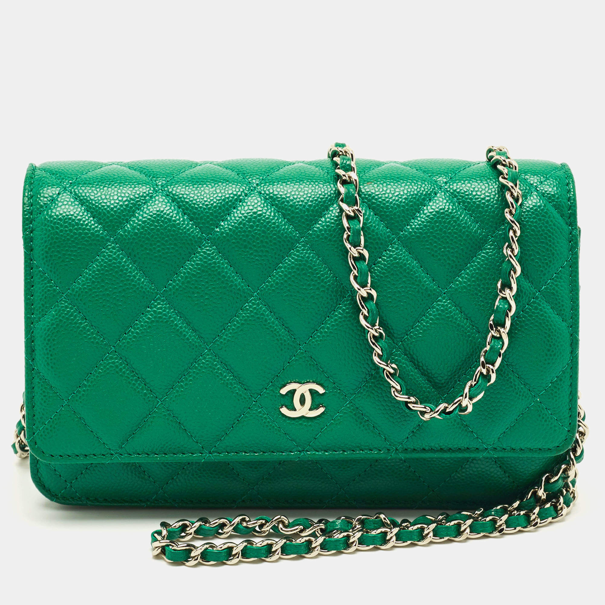 Pre Owned Chanel Green Quilted Caviar Leather Classic Wallet on Chain