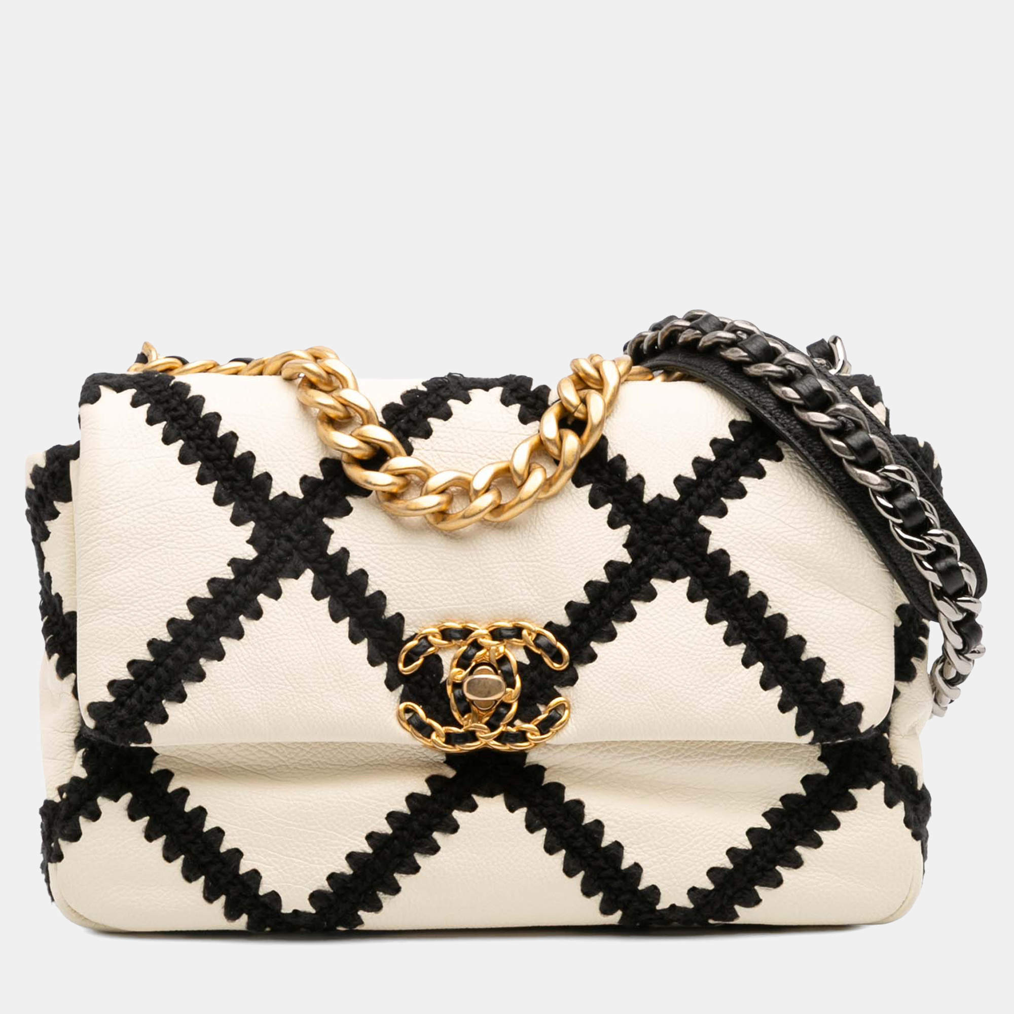 Pre Owned Chanel White Medium Crochet Calfskin 19 Flap