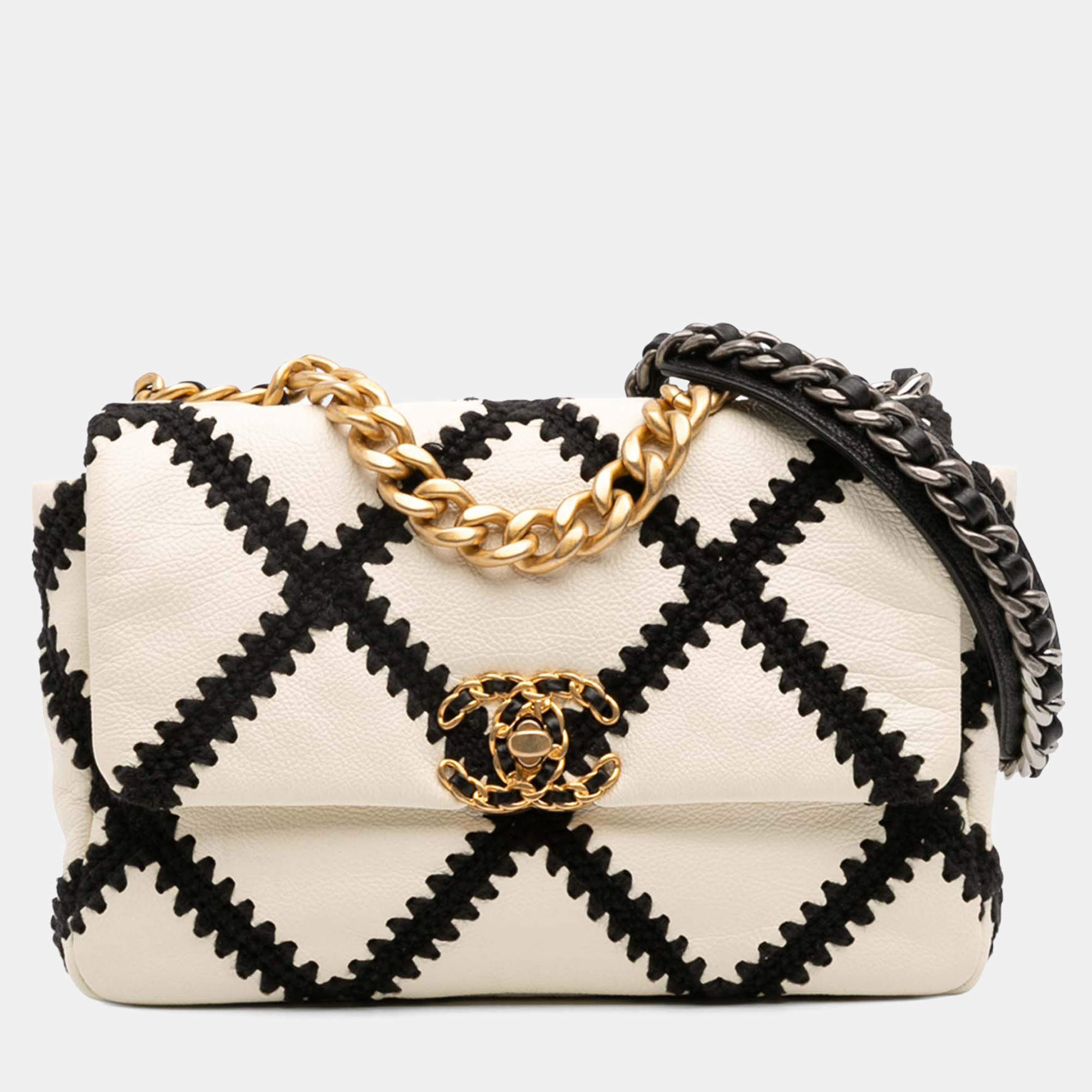 Pre Owned Chanel White Medium Crochet Calfskin 19 Flap