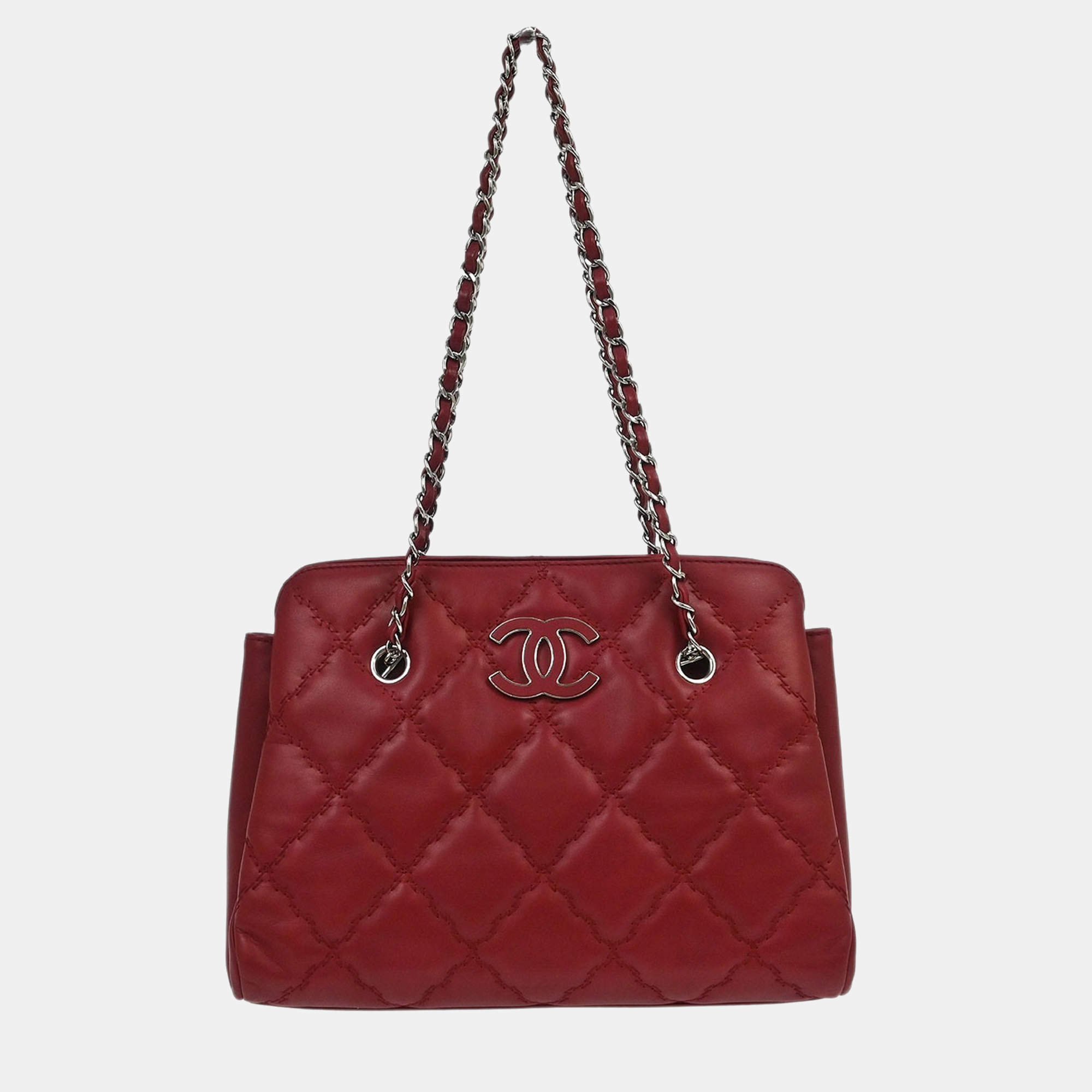 Pre Owned Chanel Bordeaux Calfskin Hamptons Ultra Stitch Tote Chain Handbag