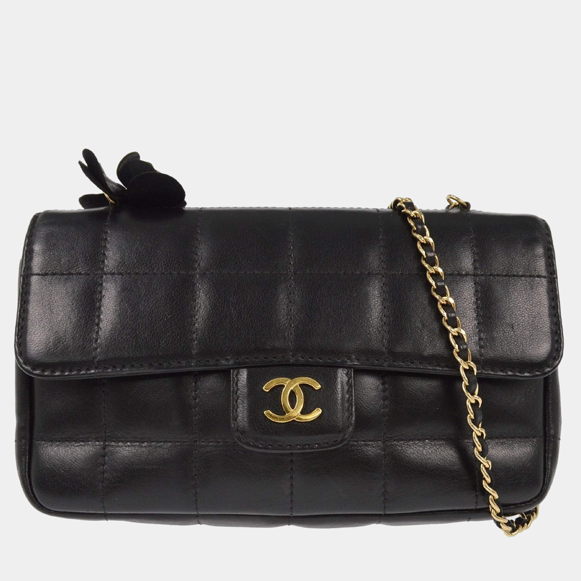 Pre Owned Chanel Black Lambskin Camellia Choco Bar Shoulder Bag