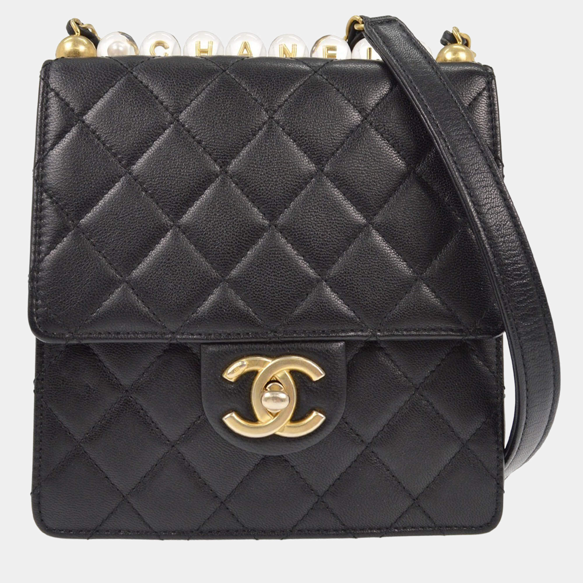 Pre Owned Chanel Black Lambskin Single Flap Shoulder Bag