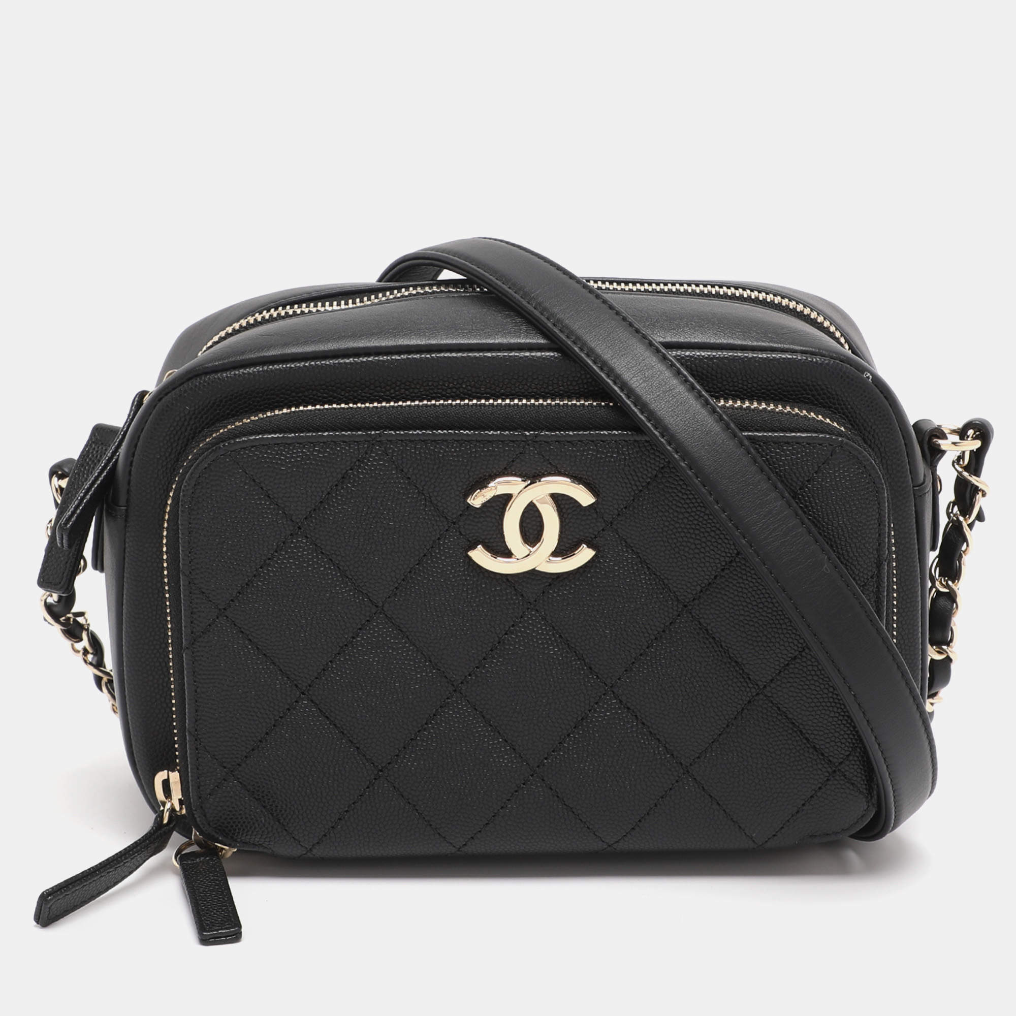 Pre Owned حقيبة كتف شانيل حافظة كاميرا افينيتي بيزنس جلد  مبطنة سوداء