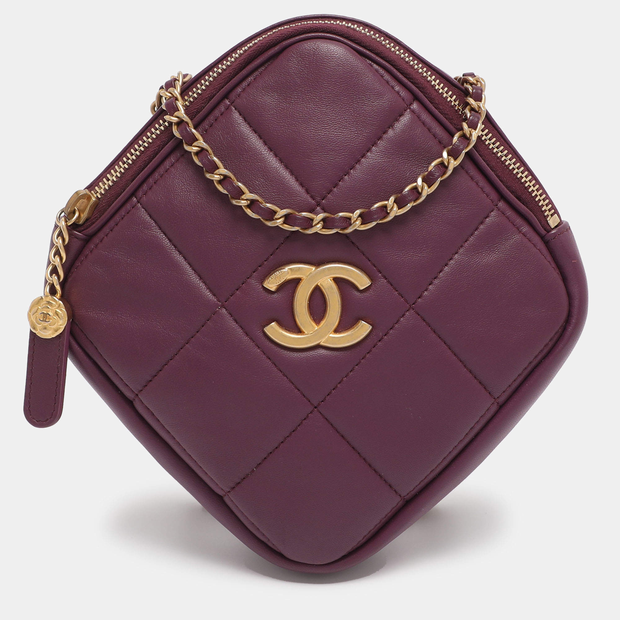 Pre Owned Chanel Purple Leather Diamond CC Chain Clutch