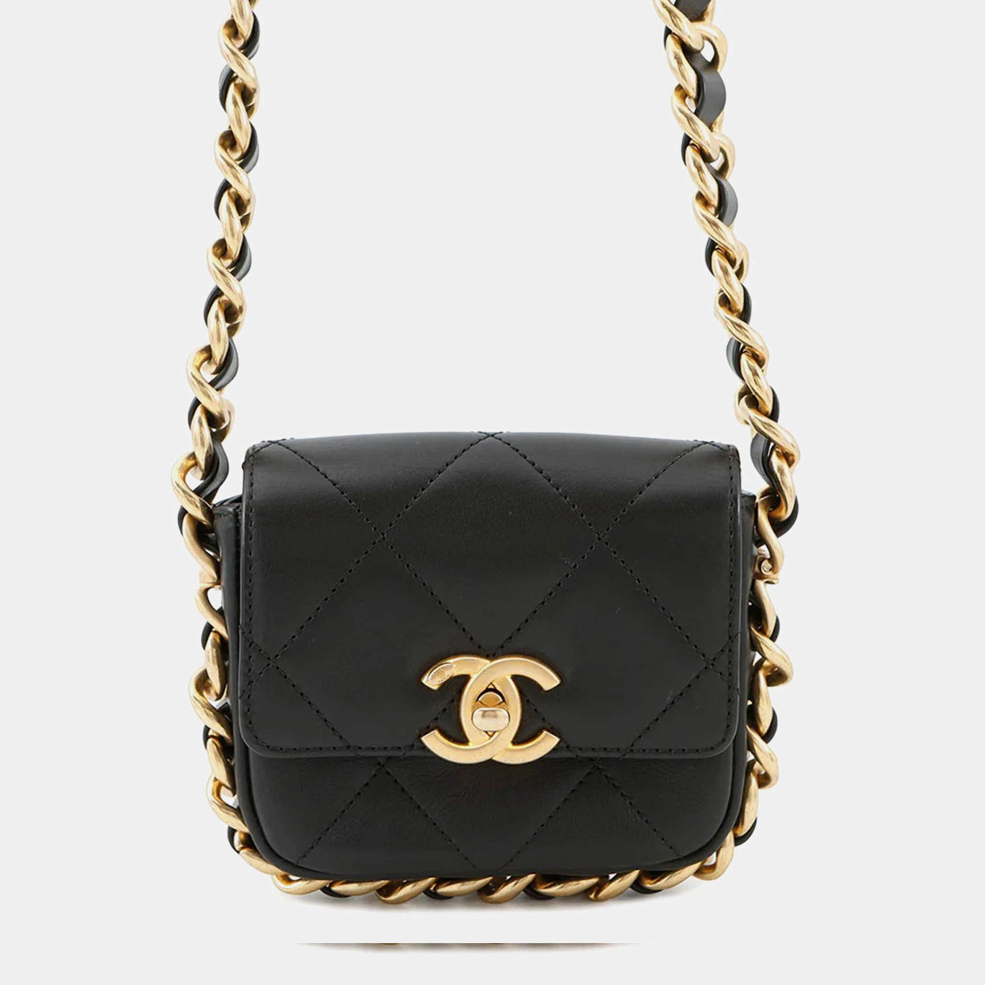 Pre Owned Chanel Matelasseflap Bag Chain shoulder Bag Black Calf Leather Size Mini