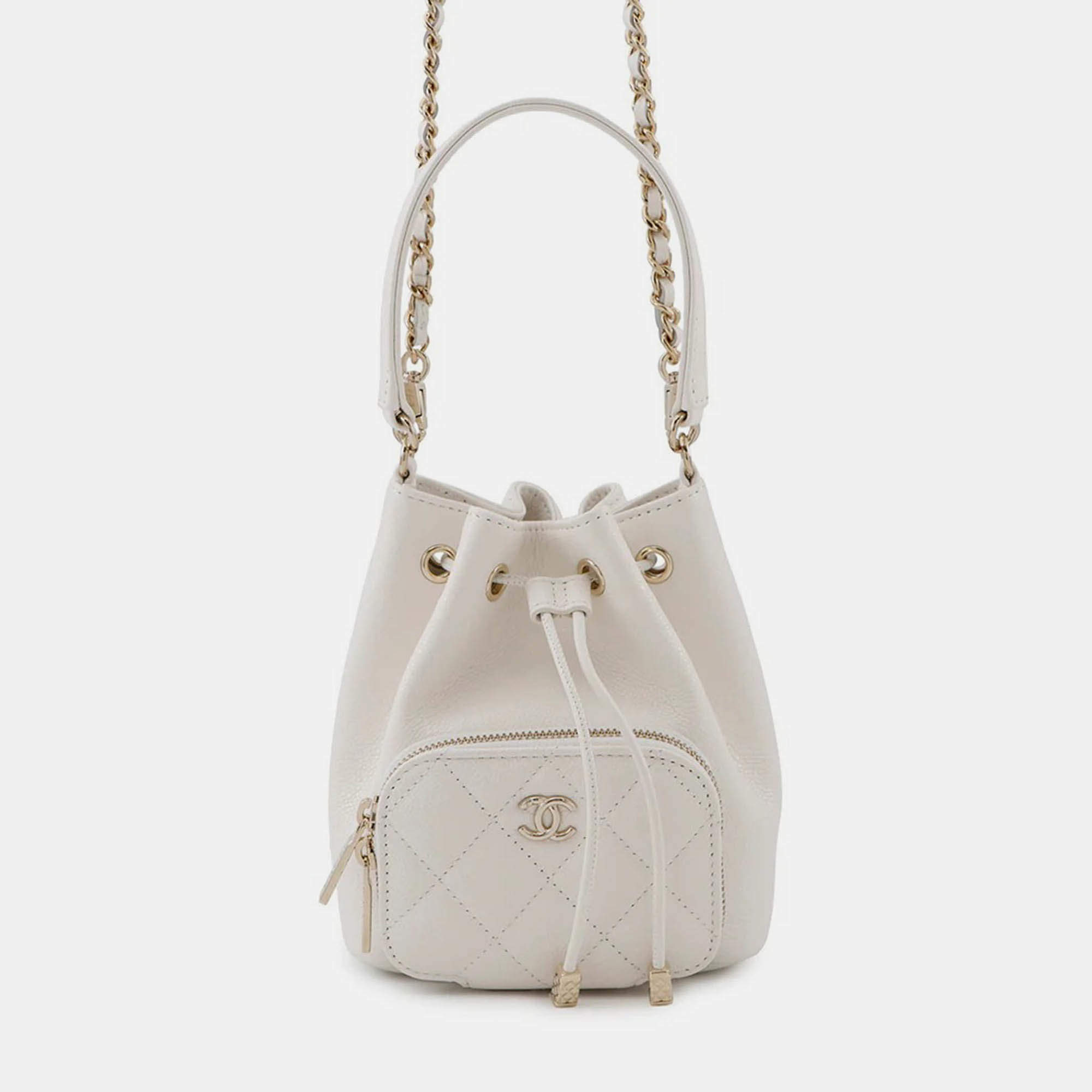 Pre Owned Chanel Matelasse White Caviar Leather Mini 2 Way Chain Bucket