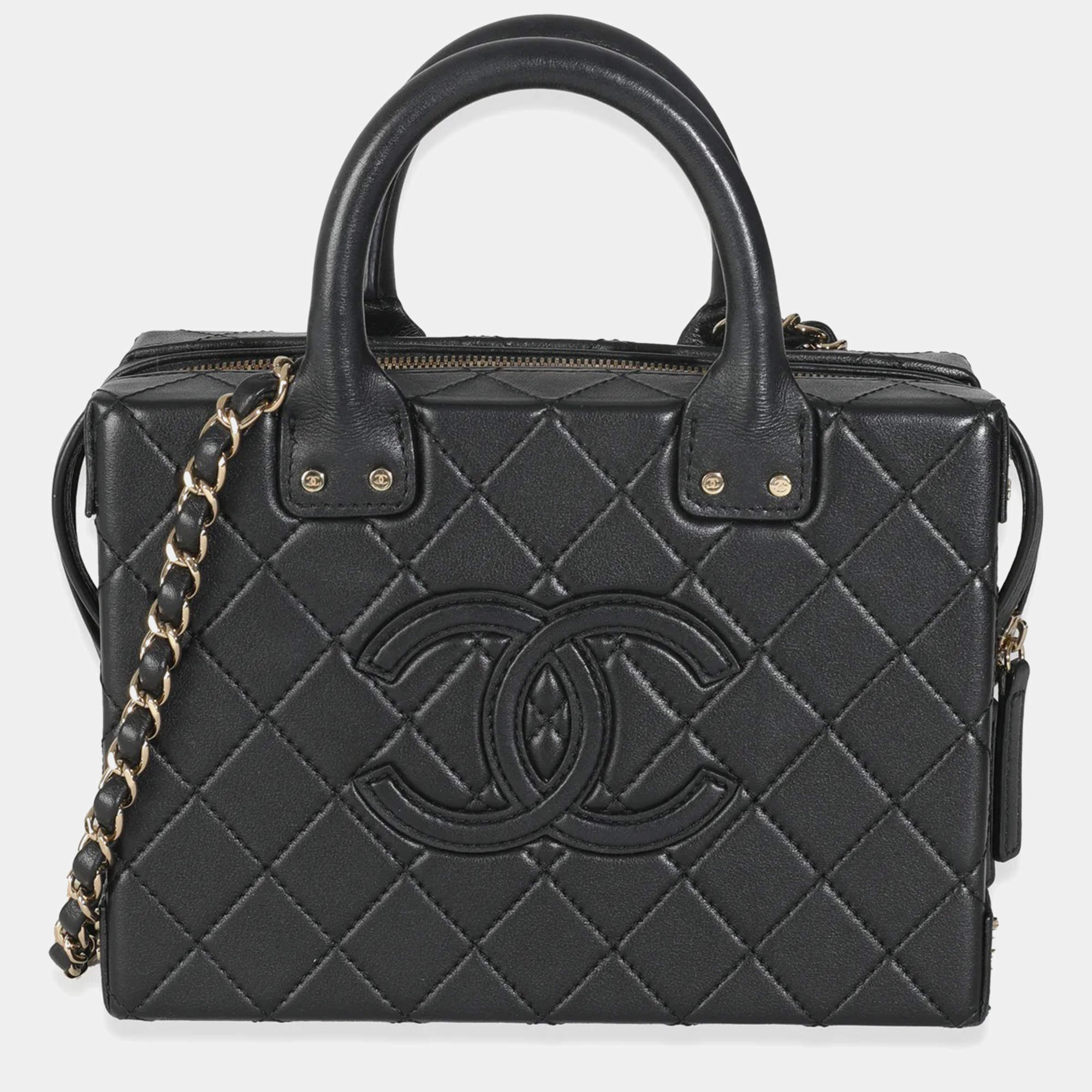 Pre Owned Chanel Black Quilted Calfskin Studded Square Vanity Case