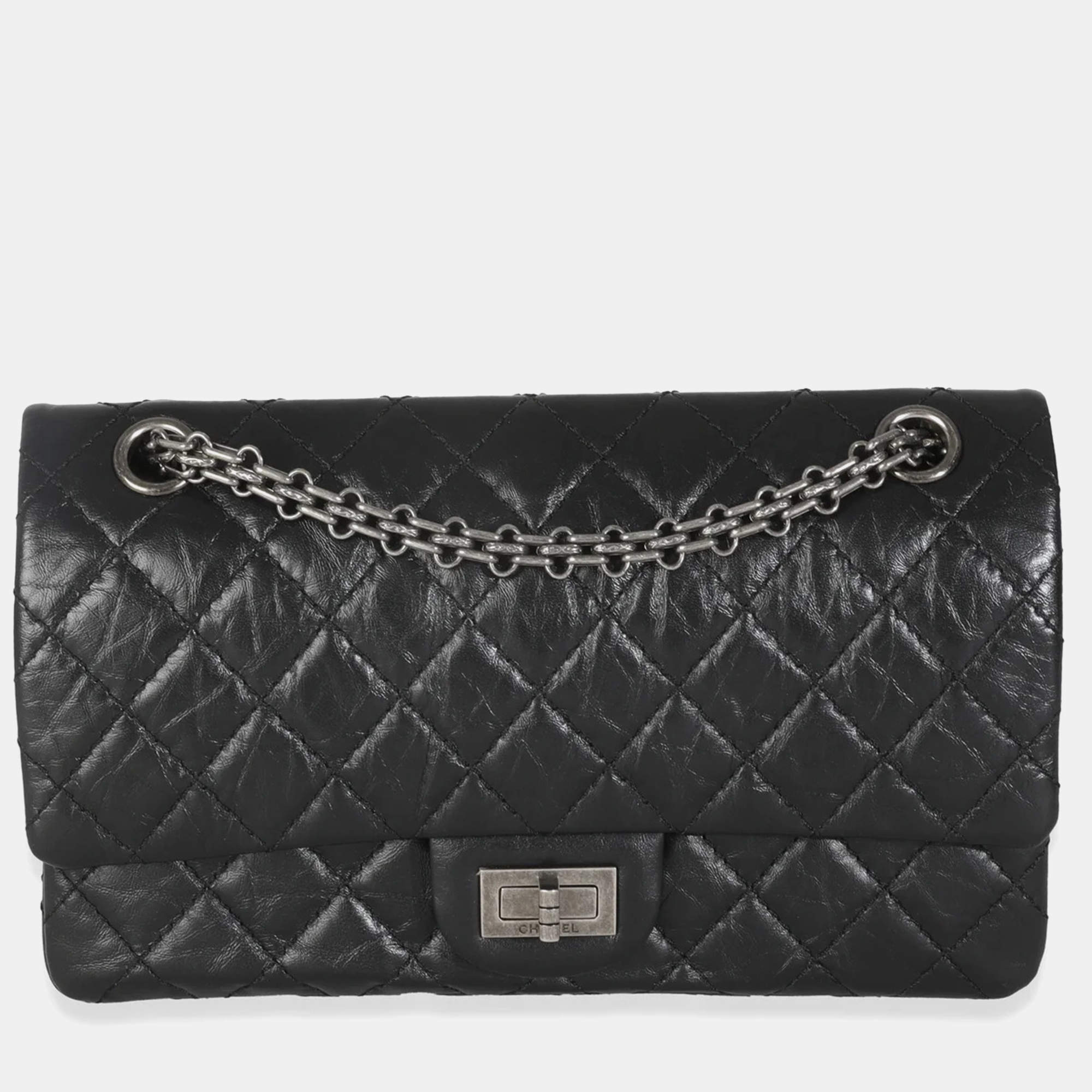 Pre Owned Chanel Black Aged Quilted Calfskin 2.55 Small Reissue 225 Flap Bag
